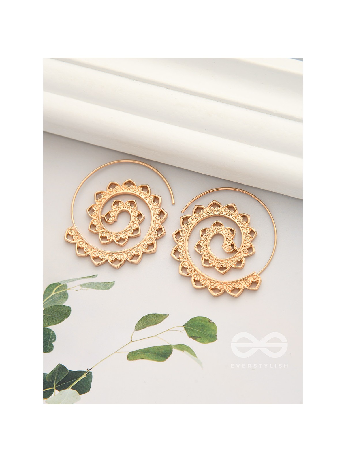 The Flaming Spiral- Chic Golden Earrings