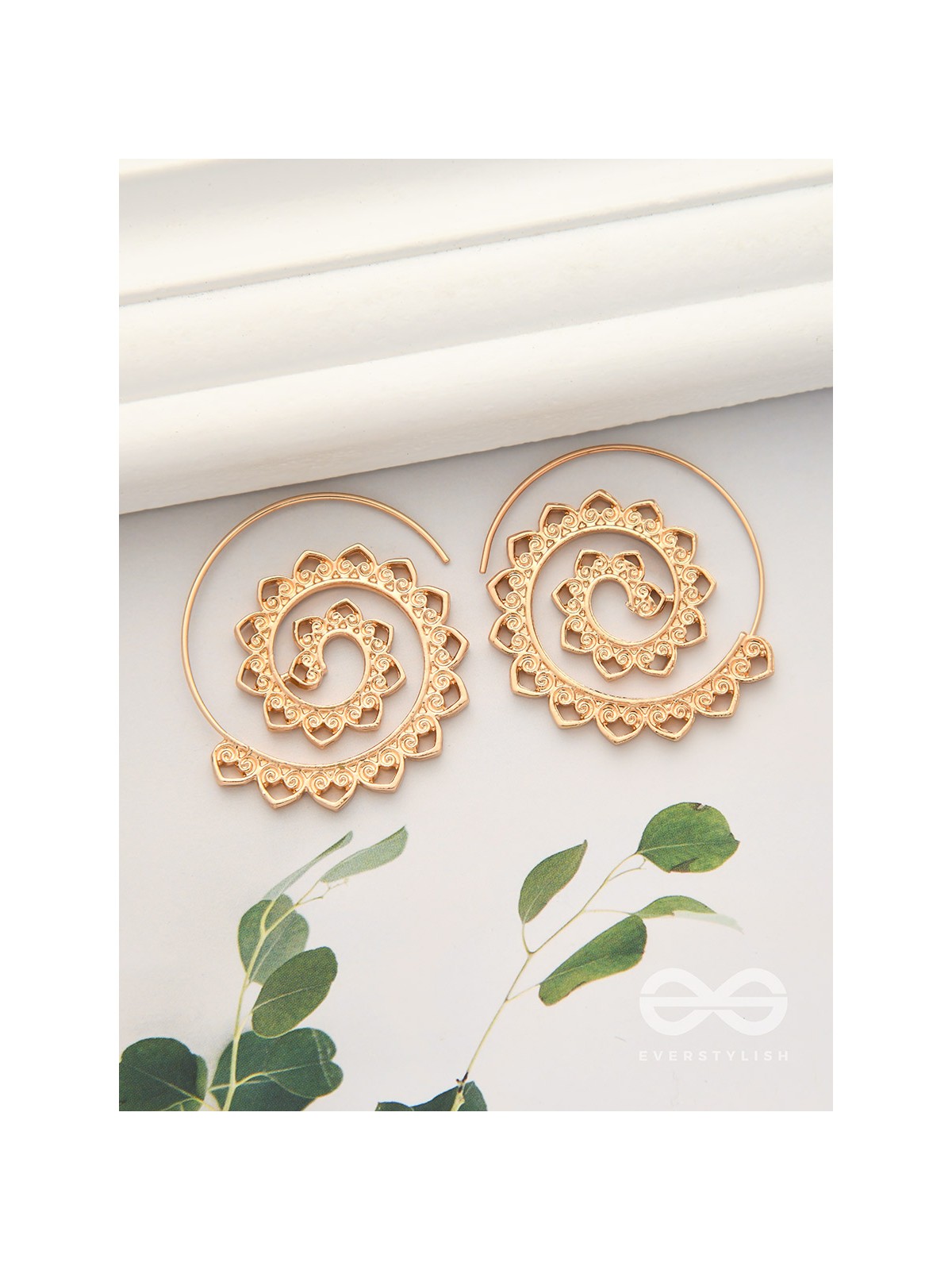 The Flaming Spiral- Chic Golden Earrings