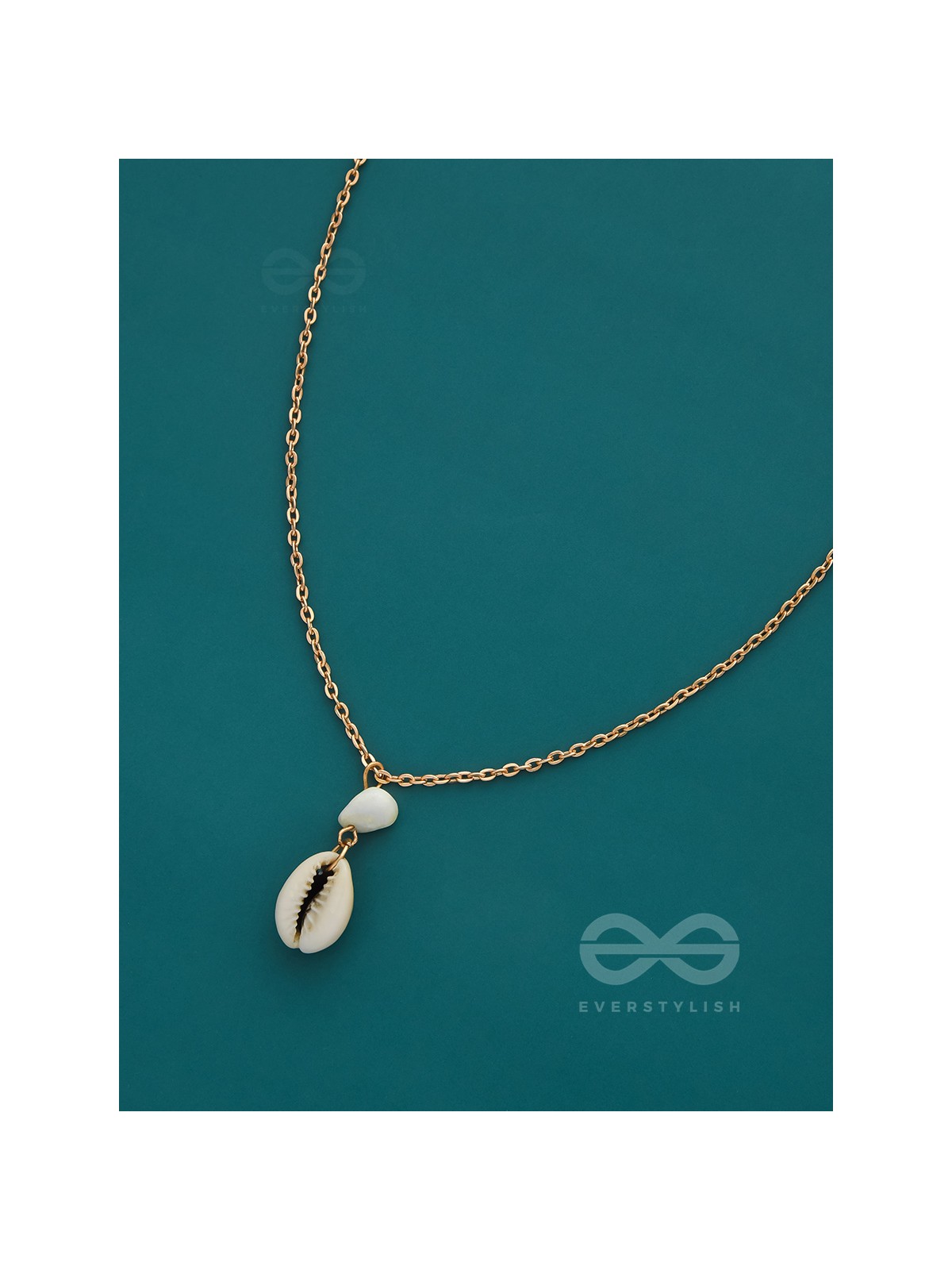 Beach Nostalgia- Golden Seashell Necklace With Anti-Tarnish Coating