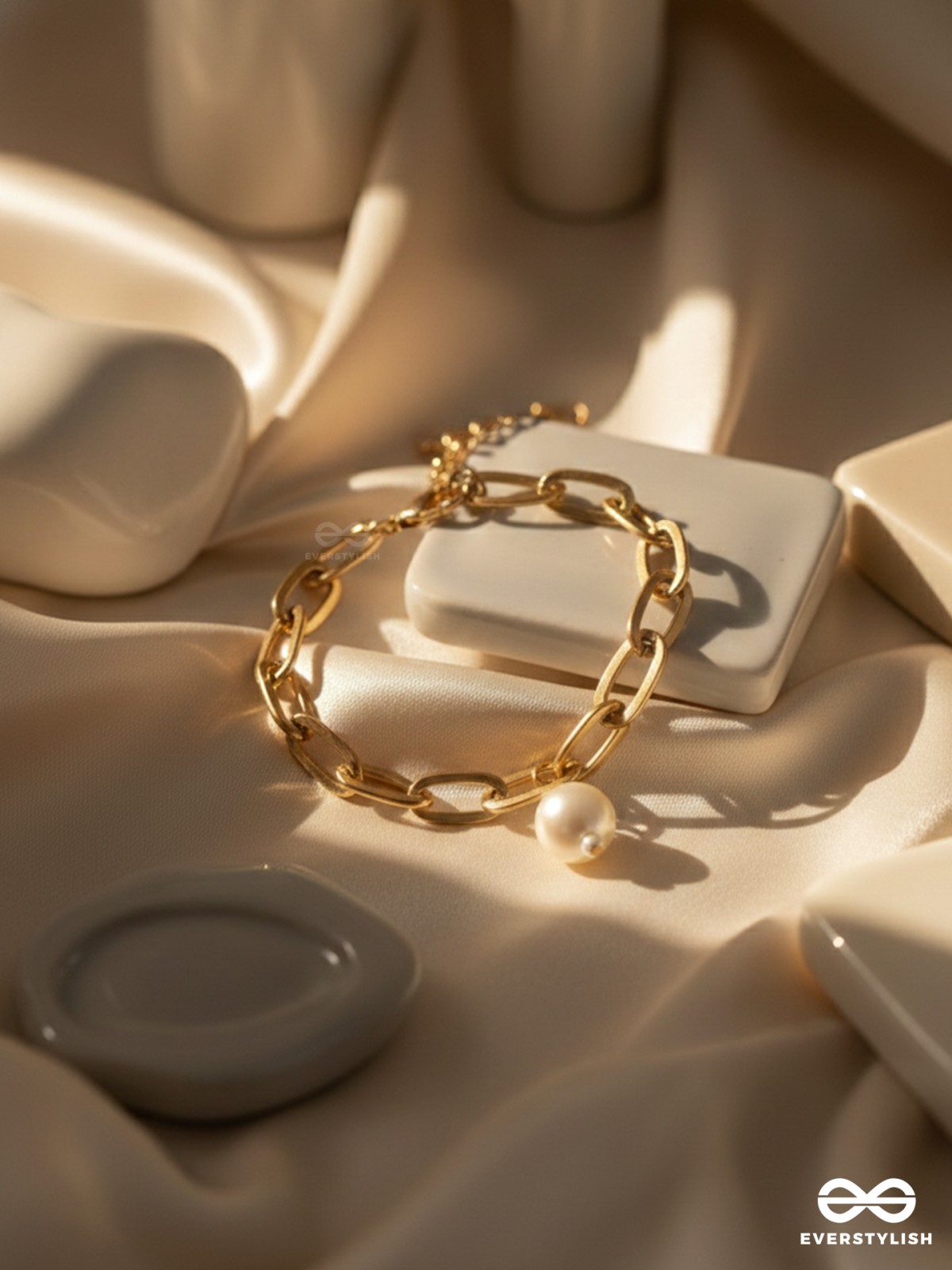 The Linkin Pearl- Golden Pearl Bracelet