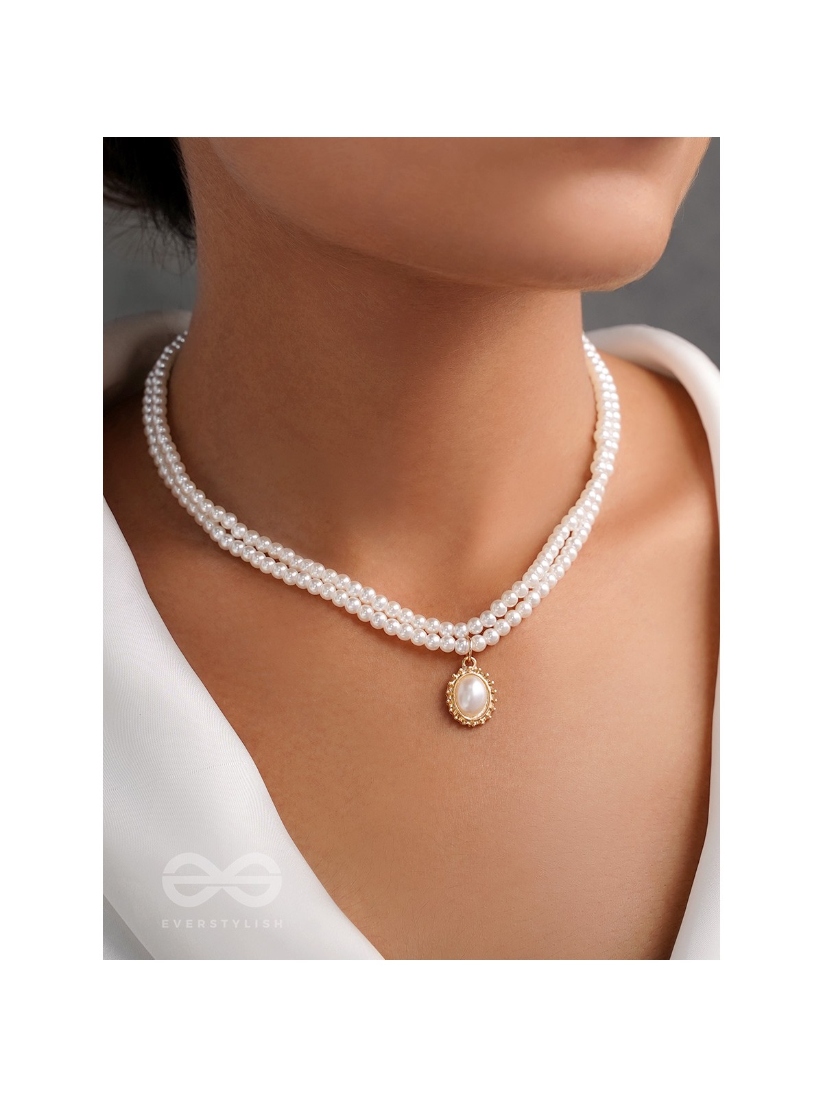 The Moonglade- White and Golden Pearl Necklace