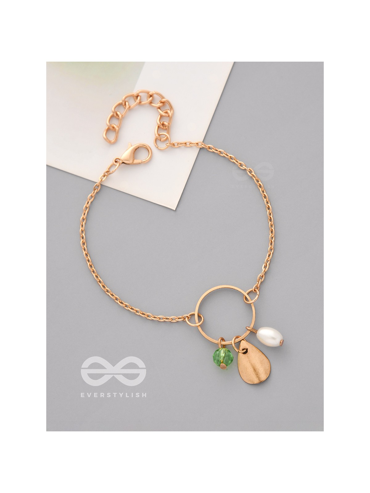 The Trinity Ring- Elegant Golden Bracelet