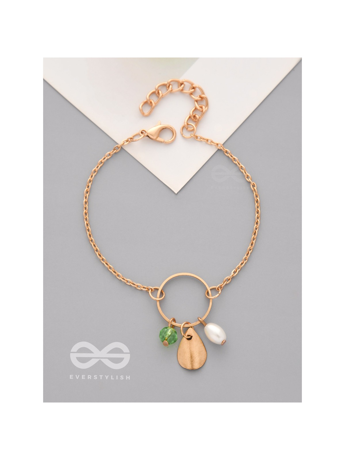 The Trinity Ring- Elegant Golden Bracelet