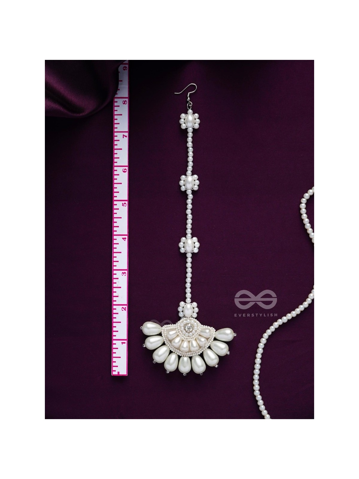 SAIKAVALI - DECORATED WITH PEARLS - STONE, BEADS AND PEARLS EMBROIDERED MAANGTIKA