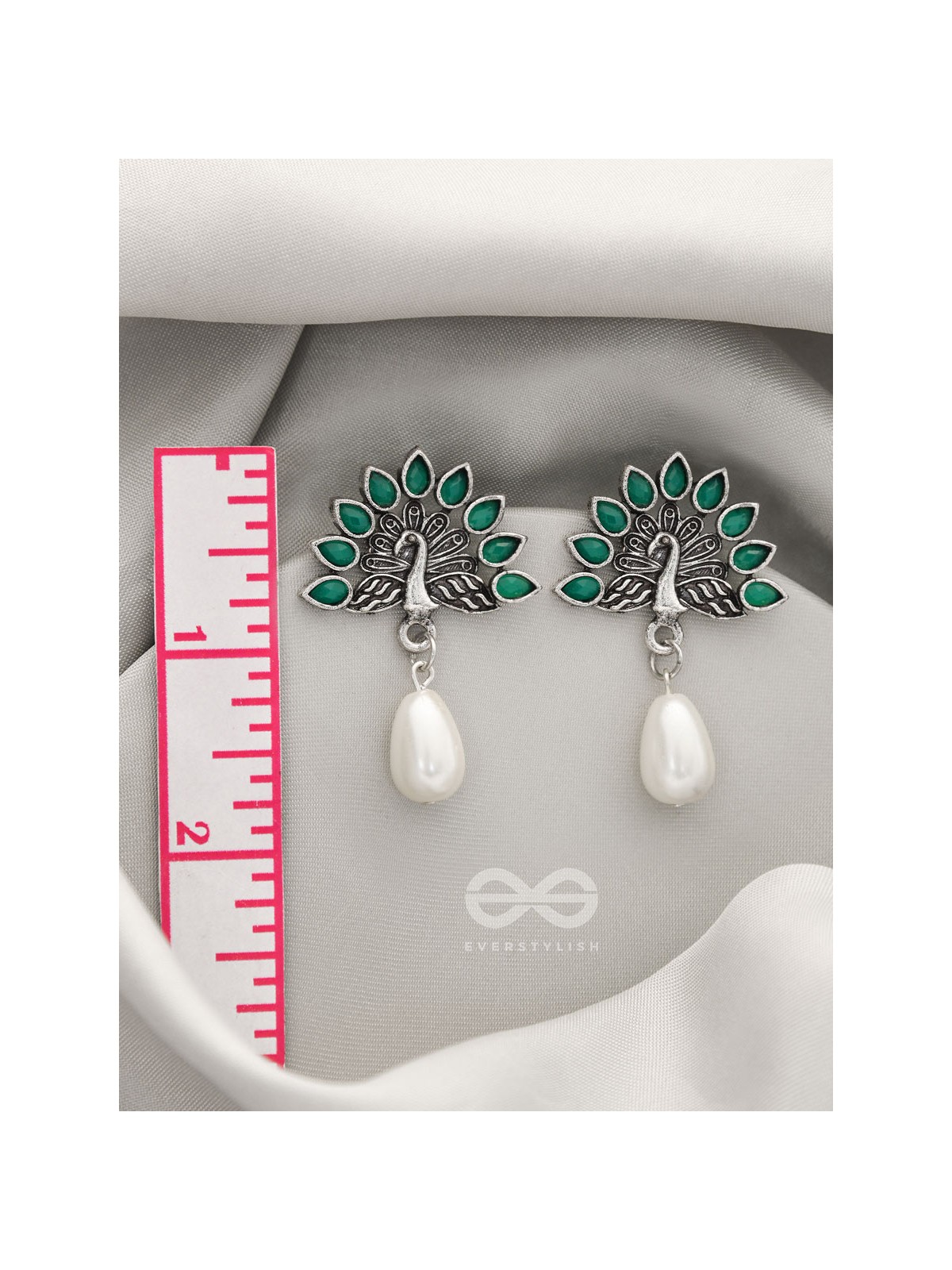 The Peacock Crown- Oxidised Pearl Earrings