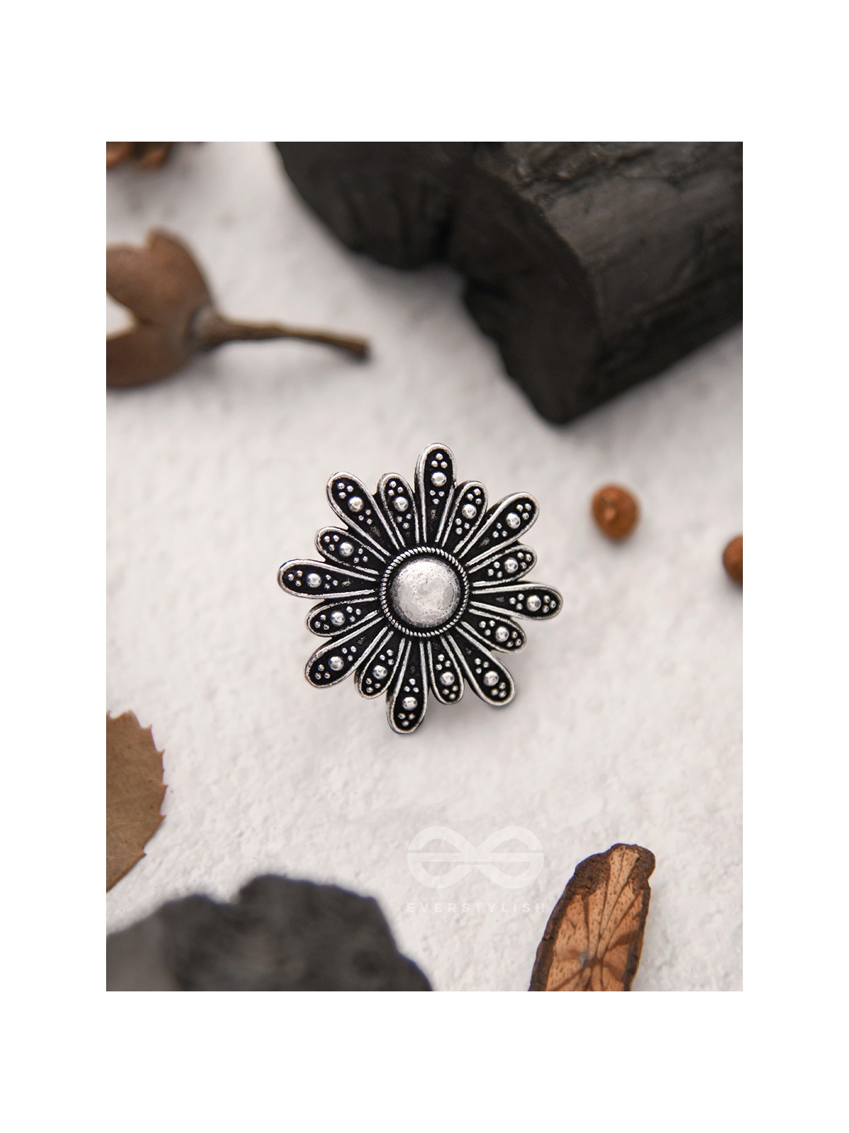The Beaming Bloom- Oxidised Statement Ring