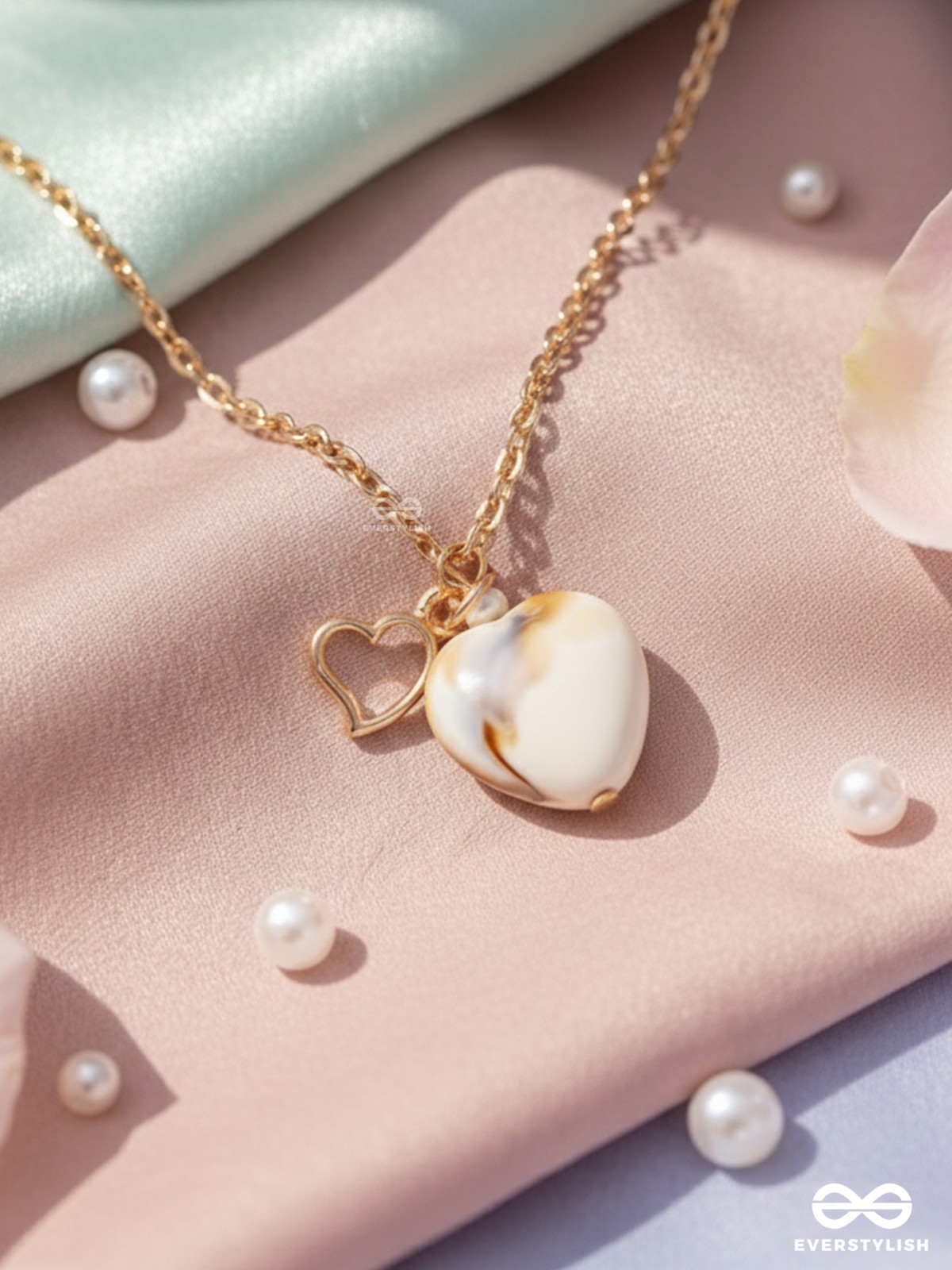 The Beach Romance- Golden Embellished Necklace With Anti-Tarnish Coating