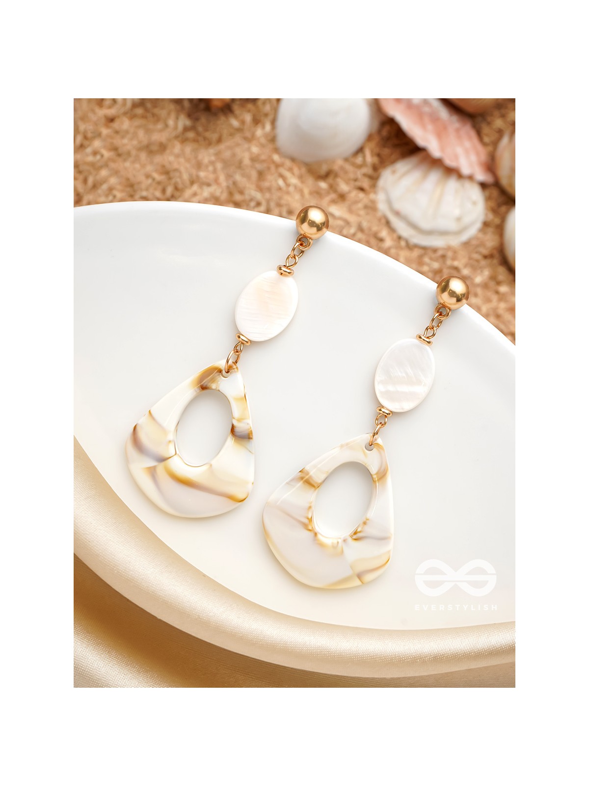 The Seashell Heart- Golden Embellished Earrings