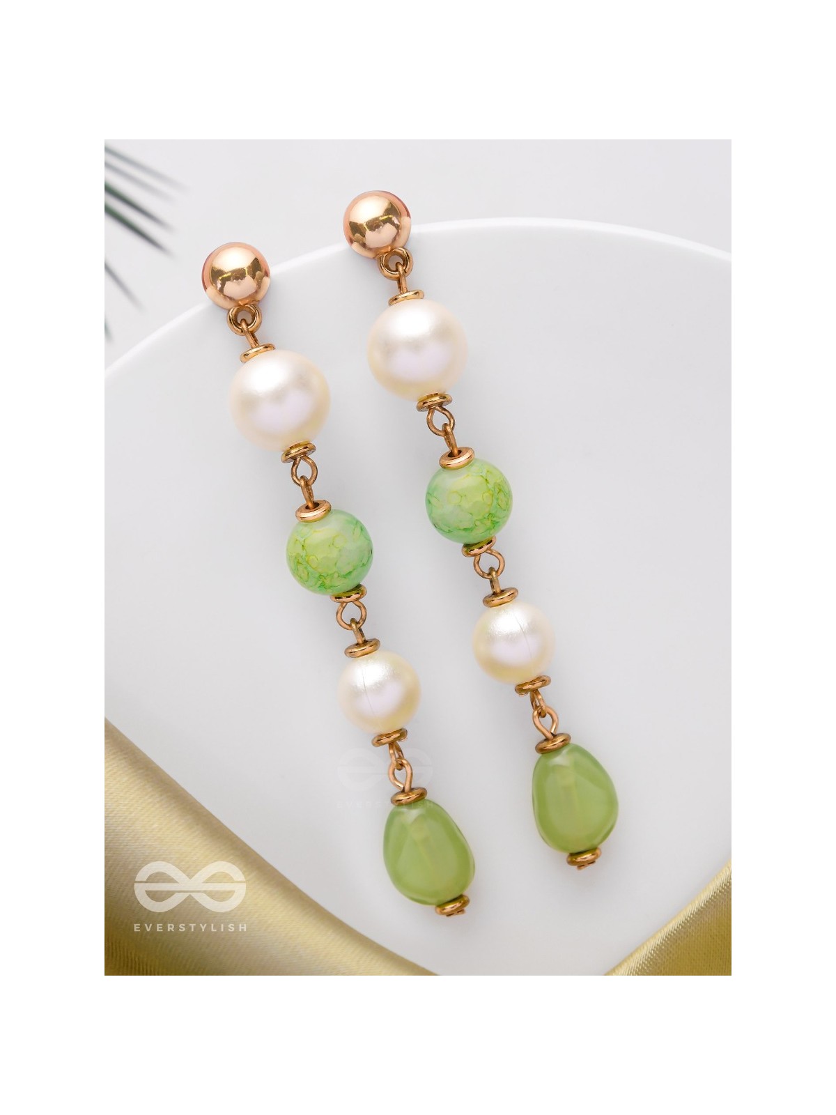 The Minty Marbles- Golden Pearl Earrings