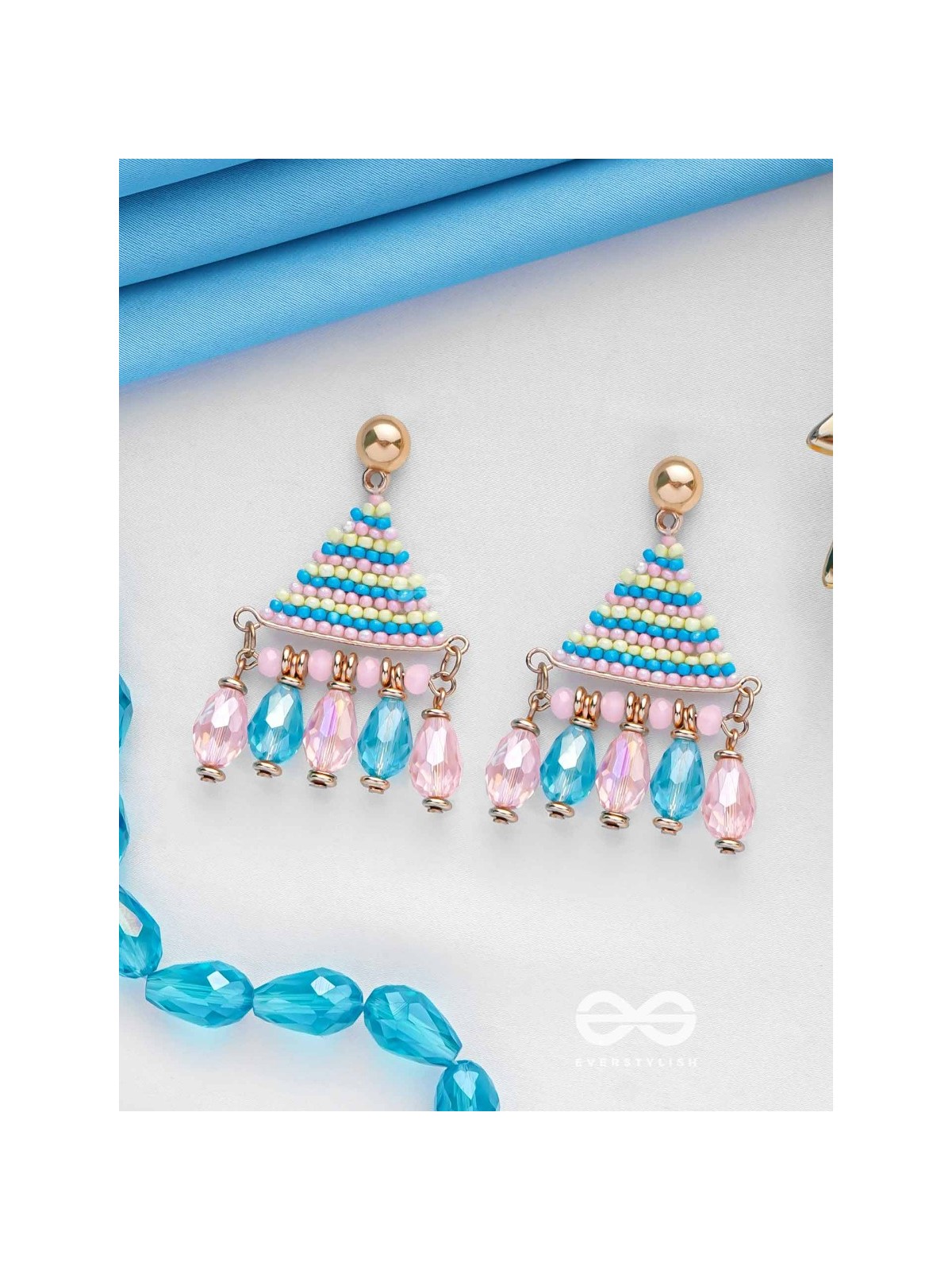 THE SUMMER SKY - GOLDEN EMBELLISHED EARRINGS