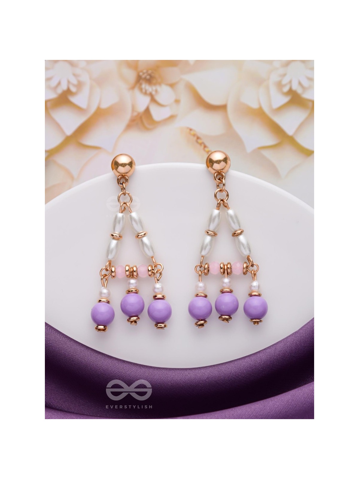 THE ETHEREAL ECHOES - LAVENDER AND WHITE BEADED EARRINGS