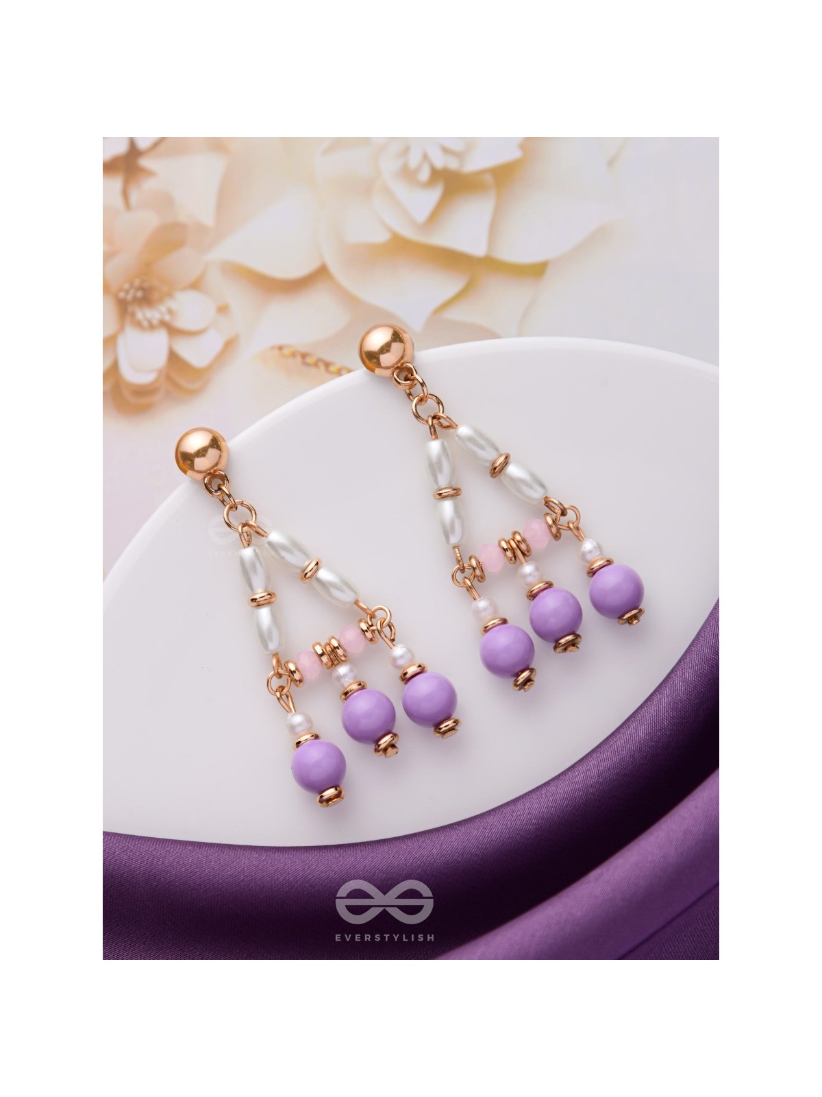 THE ETHEREAL ECHOES - LAVENDER AND WHITE BEADED EARRINGS