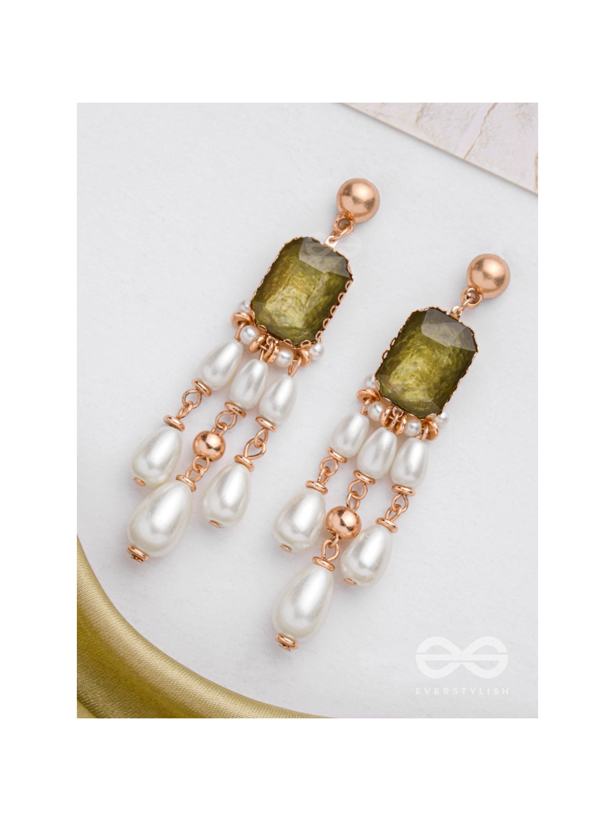PERFECT PEARLED PARADISE - GOLDEN DROP PEARL EARRINGS