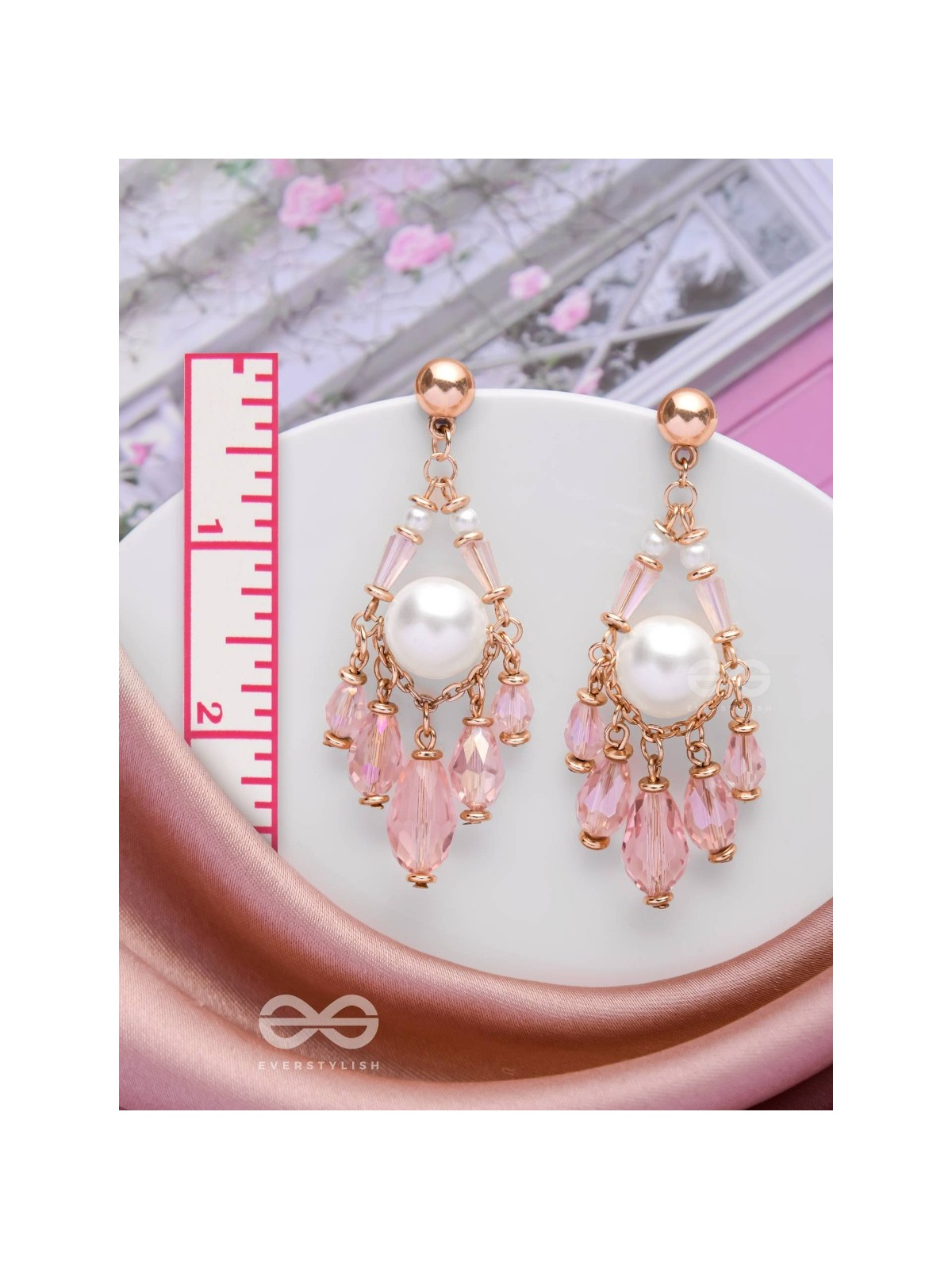 PRETTY PEARL POP  - CLASSIC DROP EARRINGS