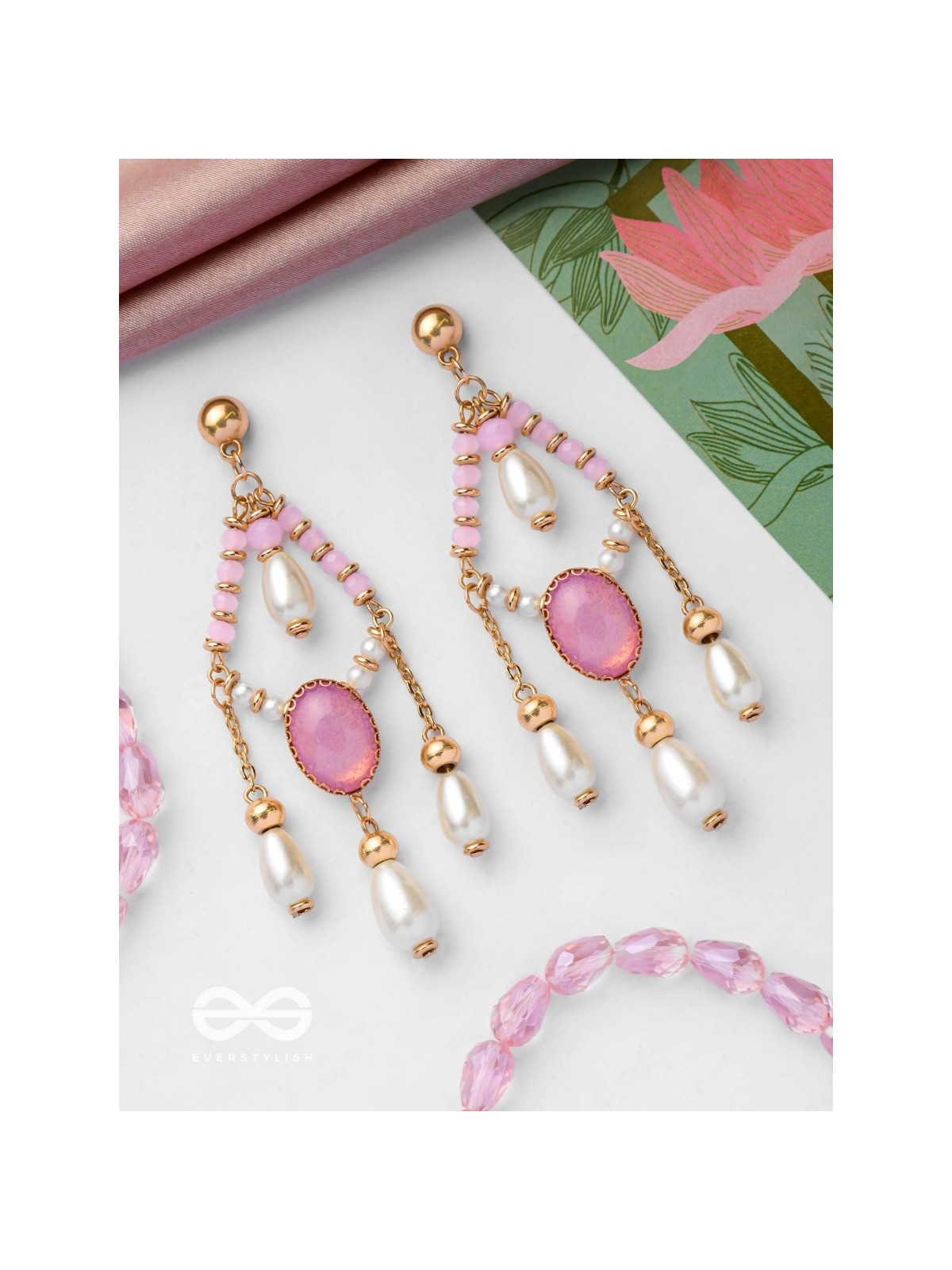 THE HEAVENLY HARMONY - CLASSIC PEARL EARRINGS