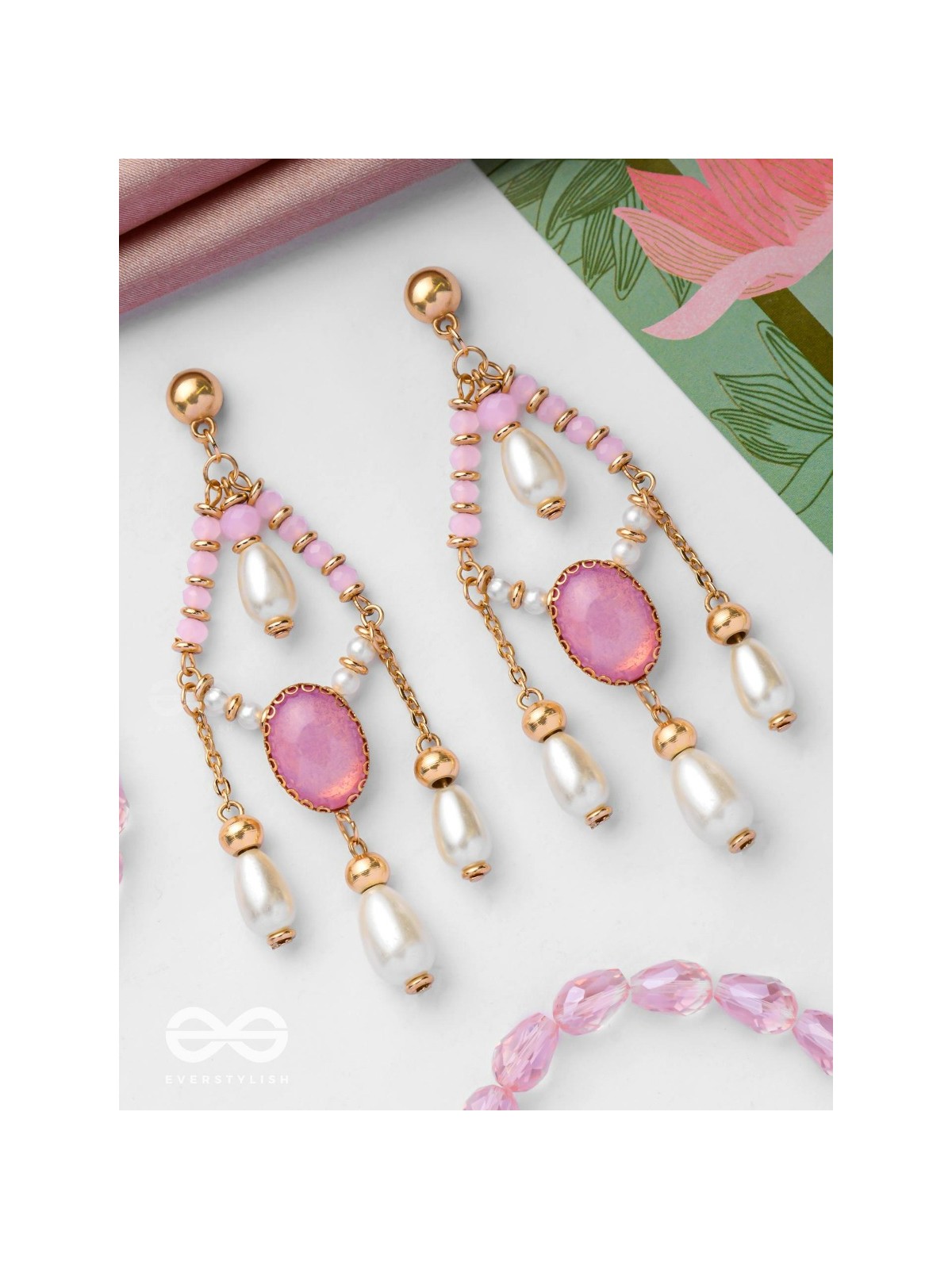 THE HEAVENLY HARMONY - CLASSIC PEARL EARRINGS