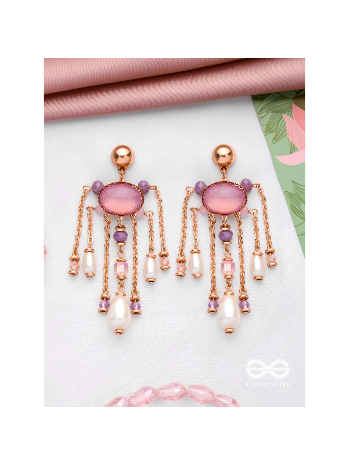 THE SHOWER OF ELEGANCE - CLASSIC PEARL EARRINGS