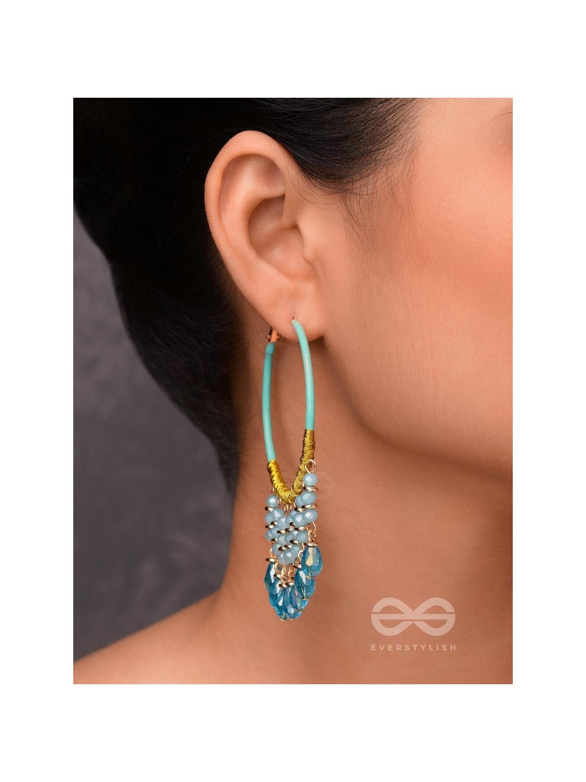 THE SPARKLING SEASCAPE - CLASSIC INDO HOOPS