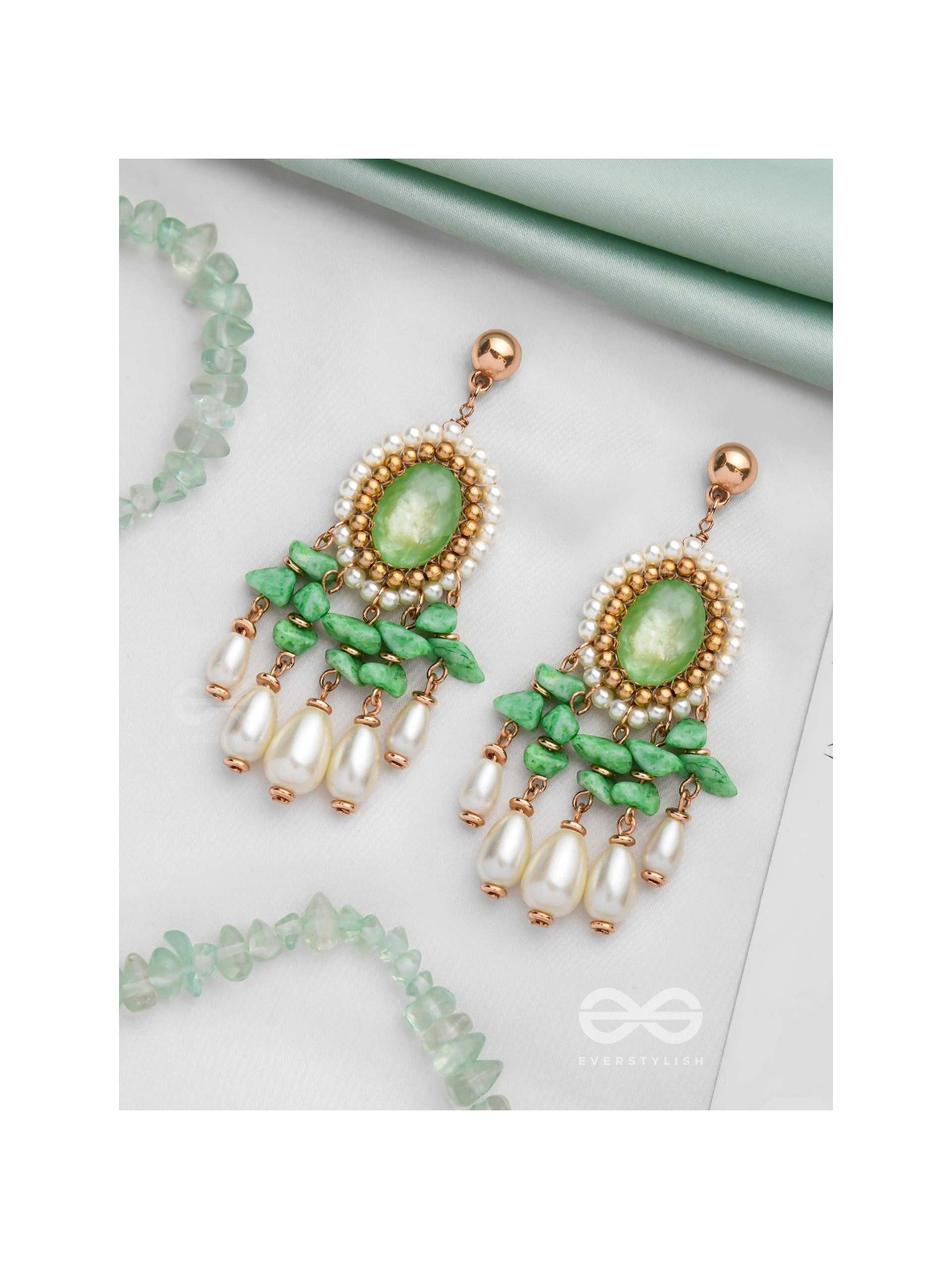 THE EVERLASTING ELEGANCE - GOLDEN EMBELLISHED EARRINGS