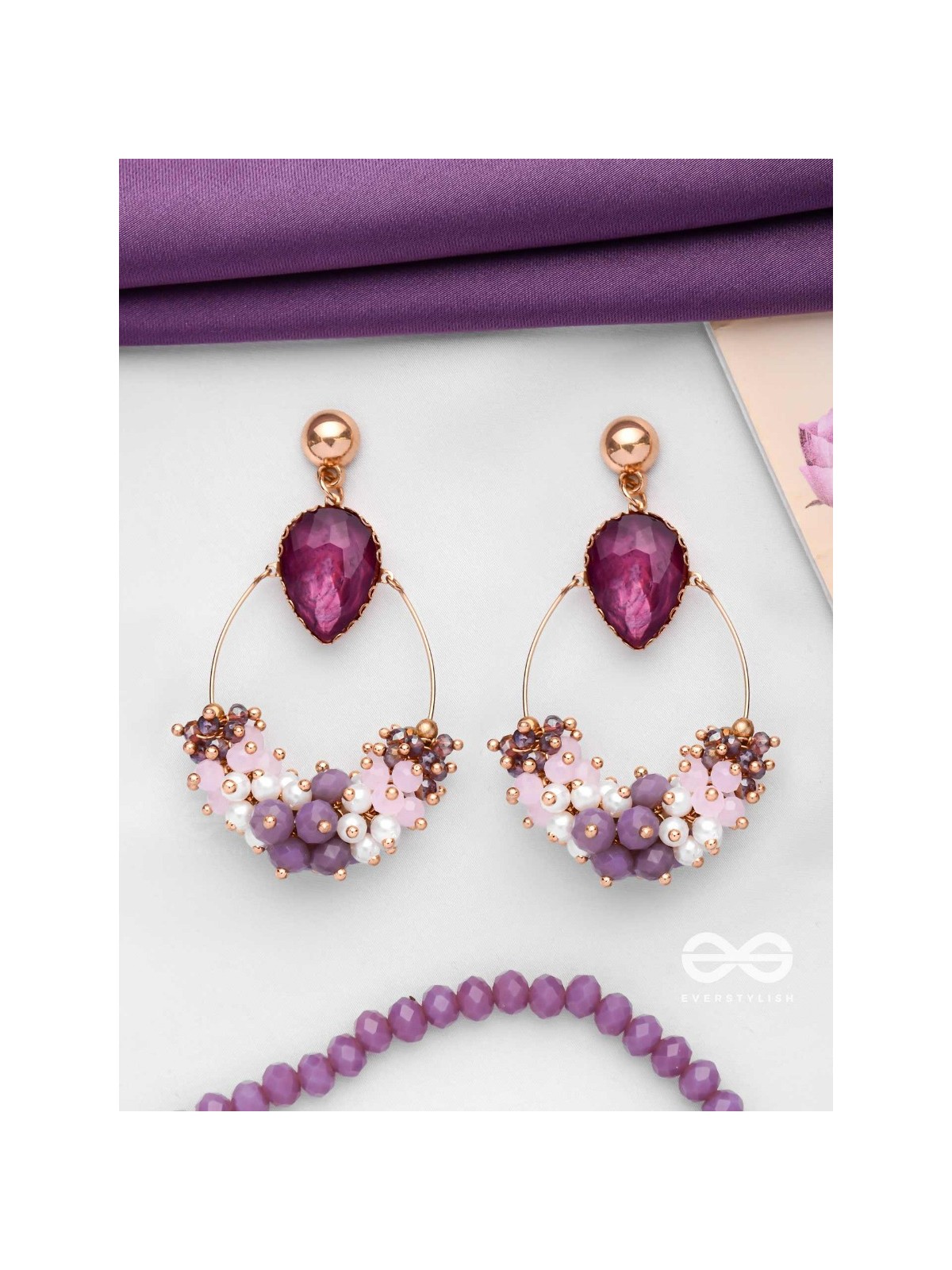 IT'S PURPLE'S MAGIC - GLAMOROUS BEADED EARRINGS