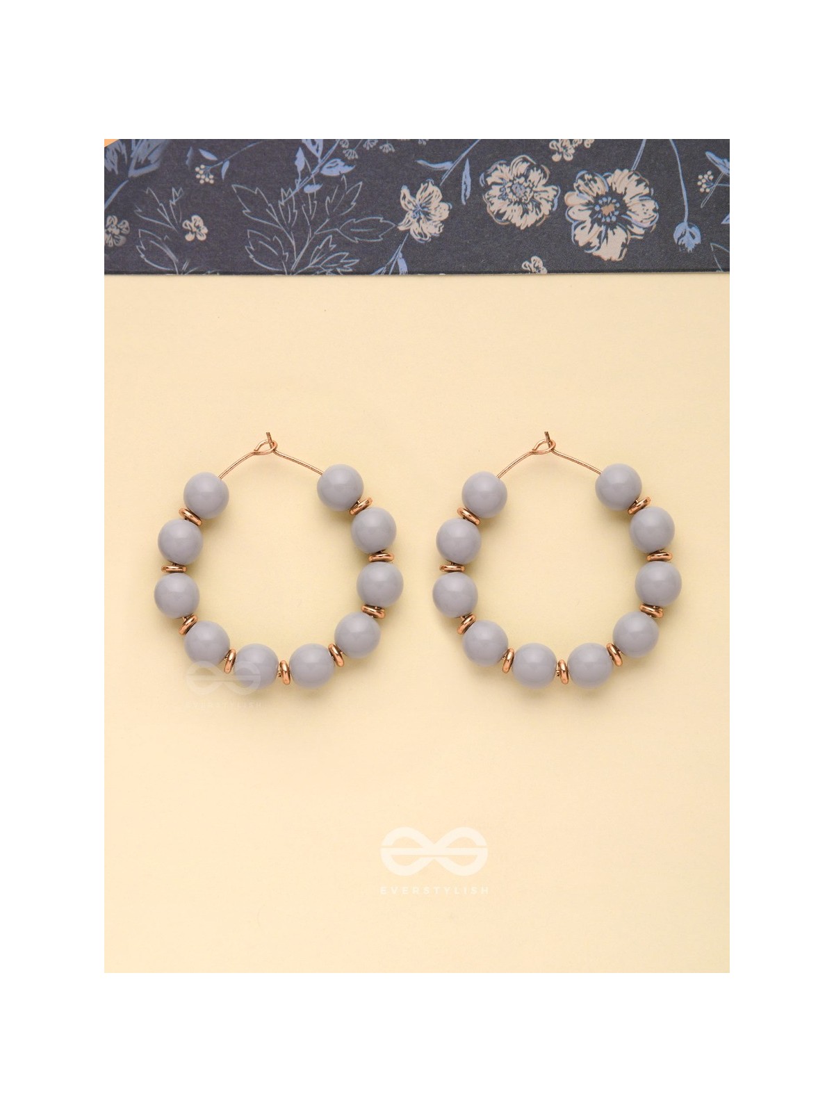 THE RAINY SHADOWS - CLASSIC HOOP EARRINGS (GRAY)