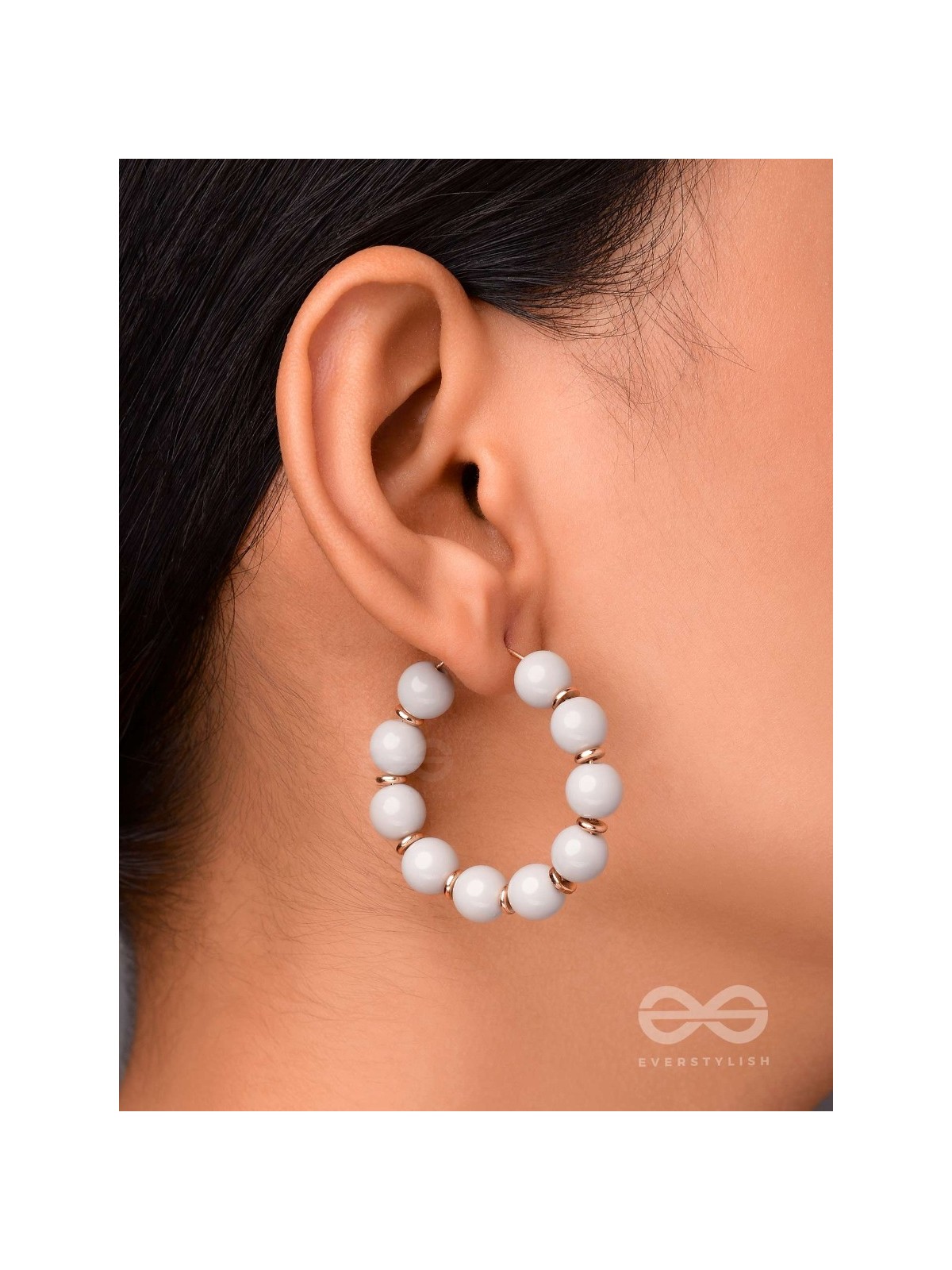 THE RAINY SHADOWS - CLASSIC HOOP EARRINGS (GRAY)