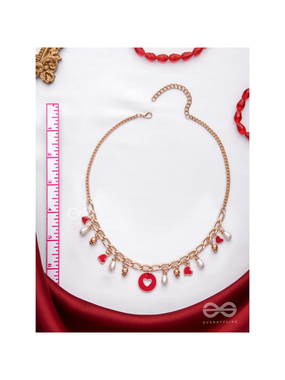 The Scarlet Affair - Cute Hearts Neckpiece With Anti-Tarnish Coating 