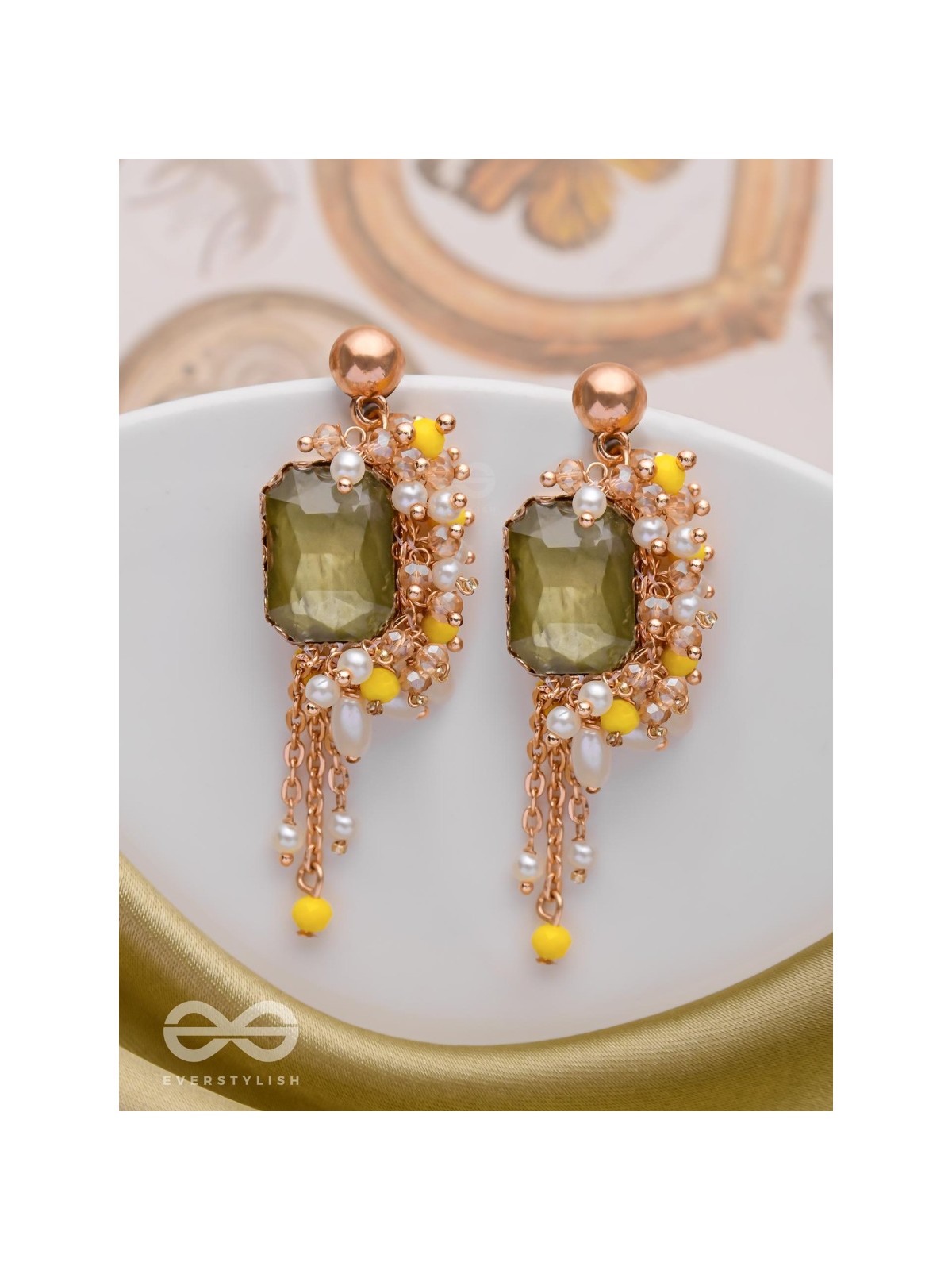 THE GLAMOROUS VINE - STATEMENT DROP EARRINGS