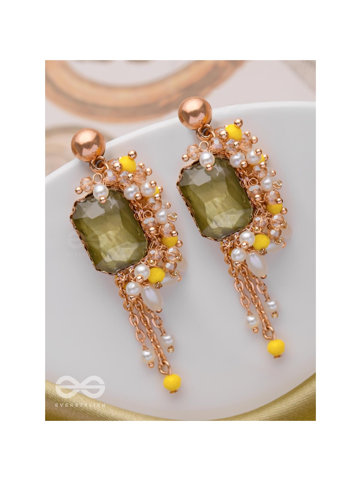 THE GLAMOROUS VINE - STATEMENT DROP EARRINGS