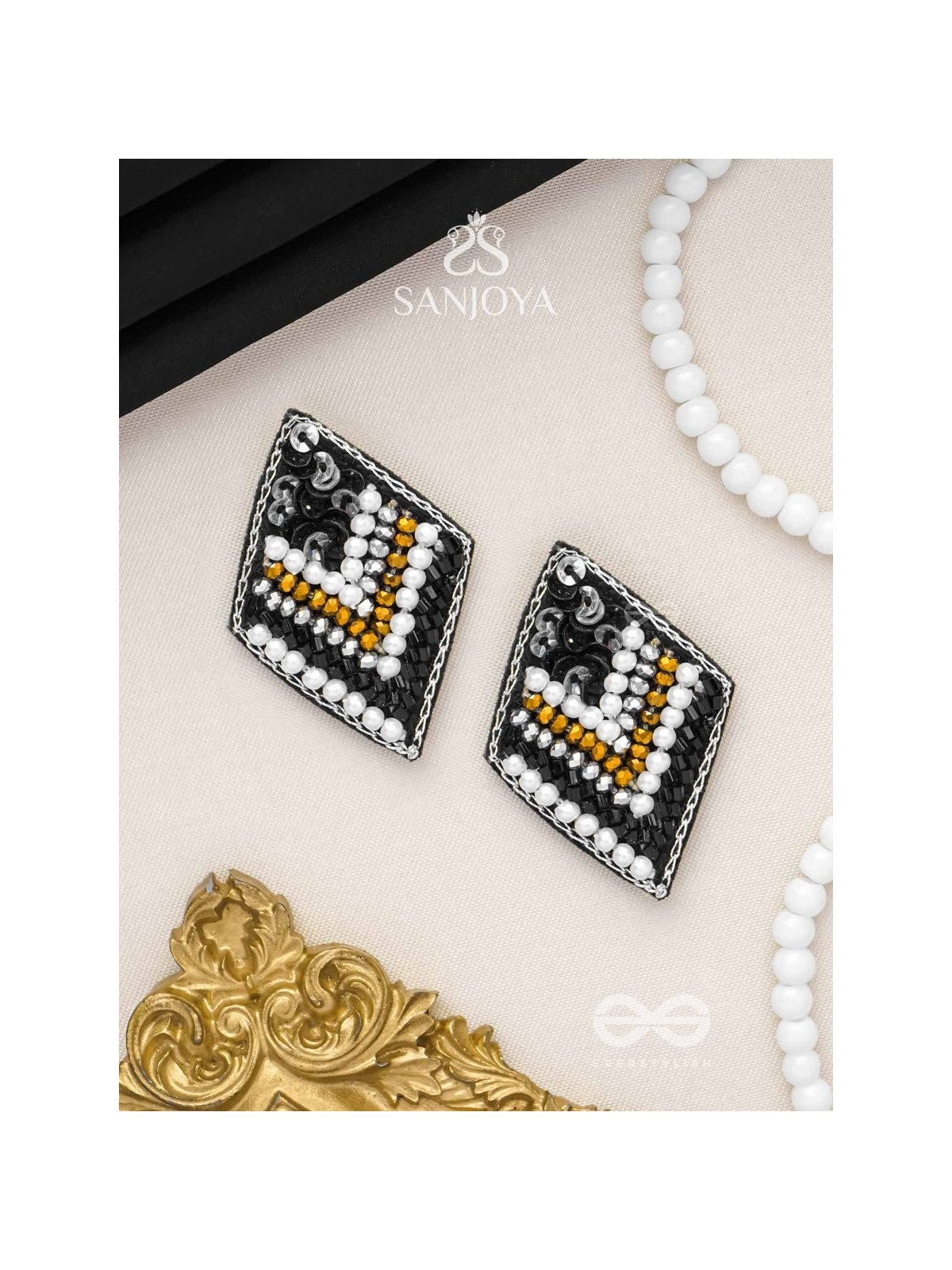 Anavila - The Night's Symphony - Sequins, Cutdana And Beads Hand Embroidered Stud Earrings (Black)