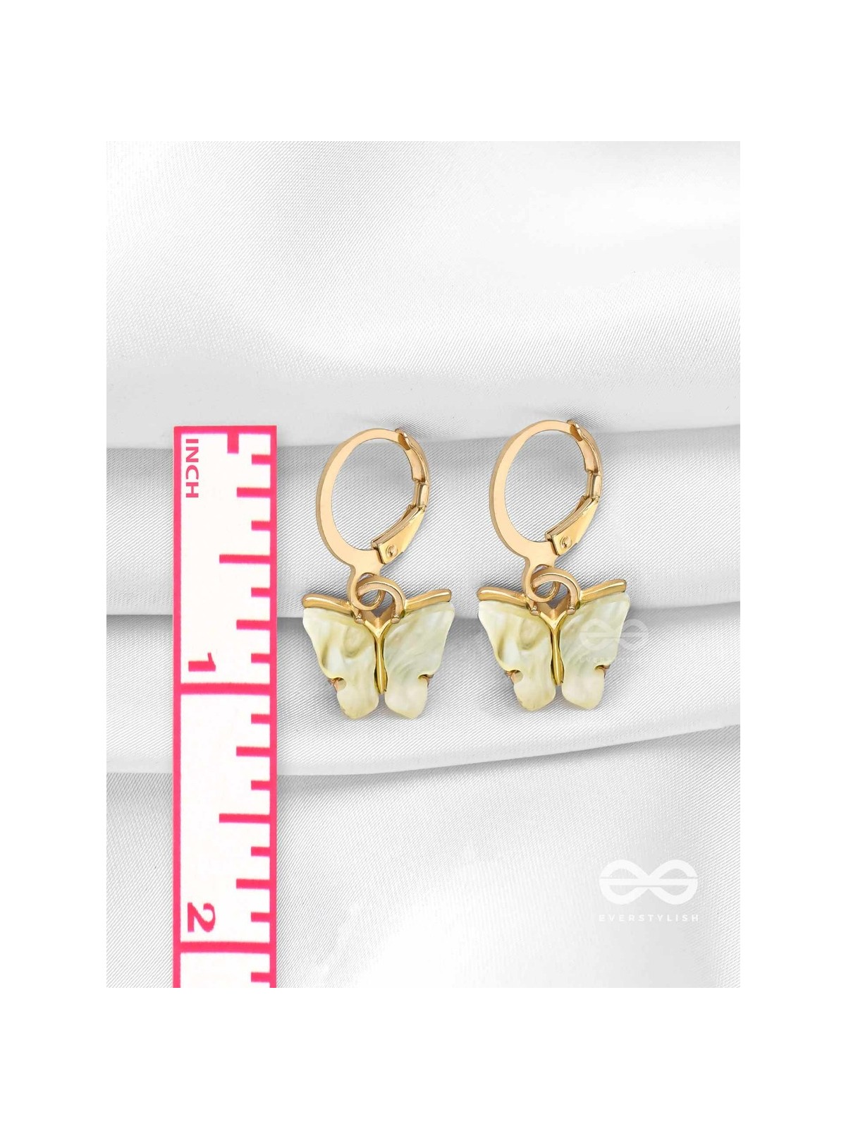 TAKE THE SKY LIKE A BUTTERFLY - CUTE GOLDEN DANGLER EARRINGS (LEMON YELLOW)