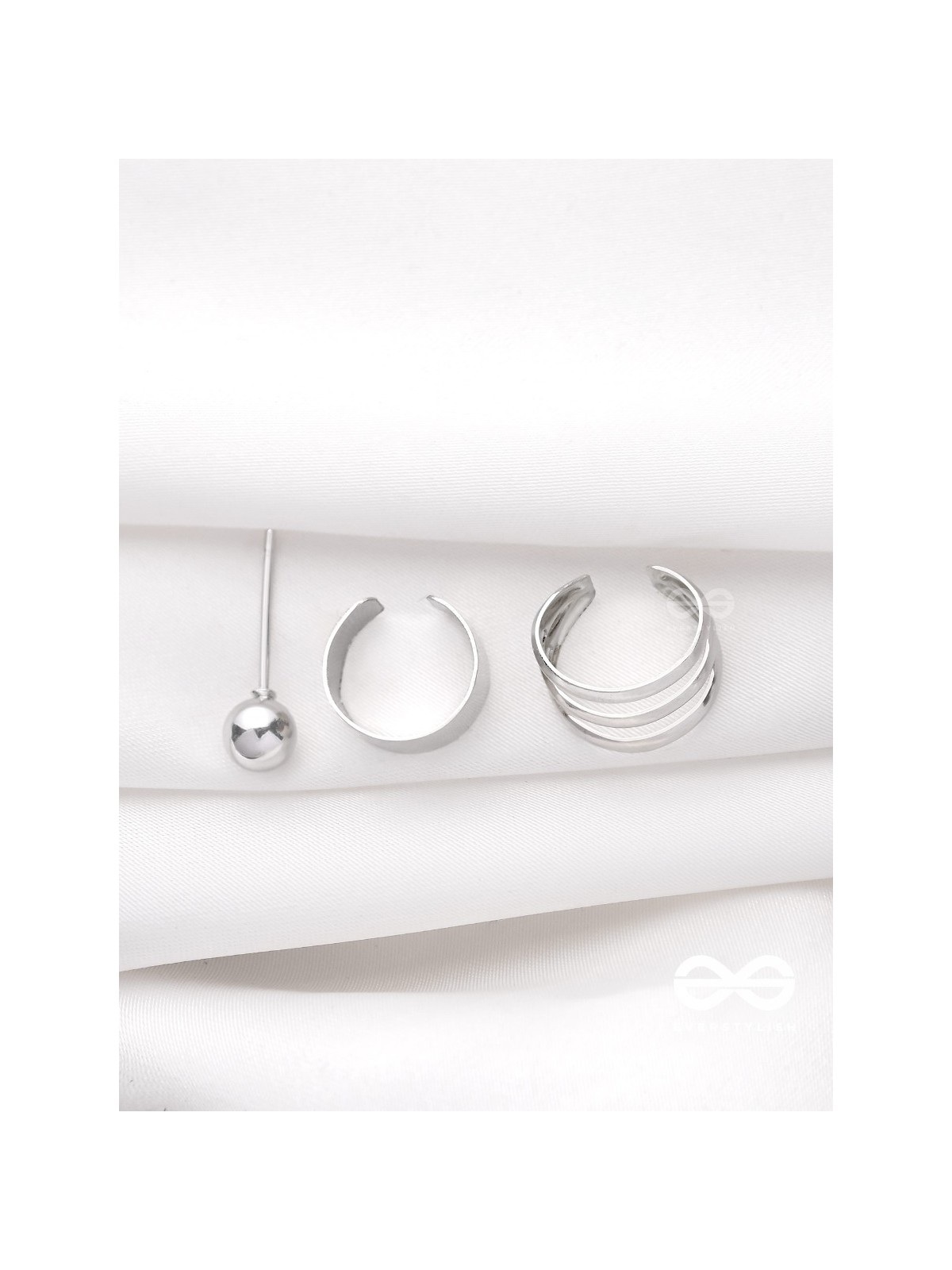 THE PERFECT TRIO -  TWO EARCUFF & ONE STUD (ONE EAR)(SILVER)