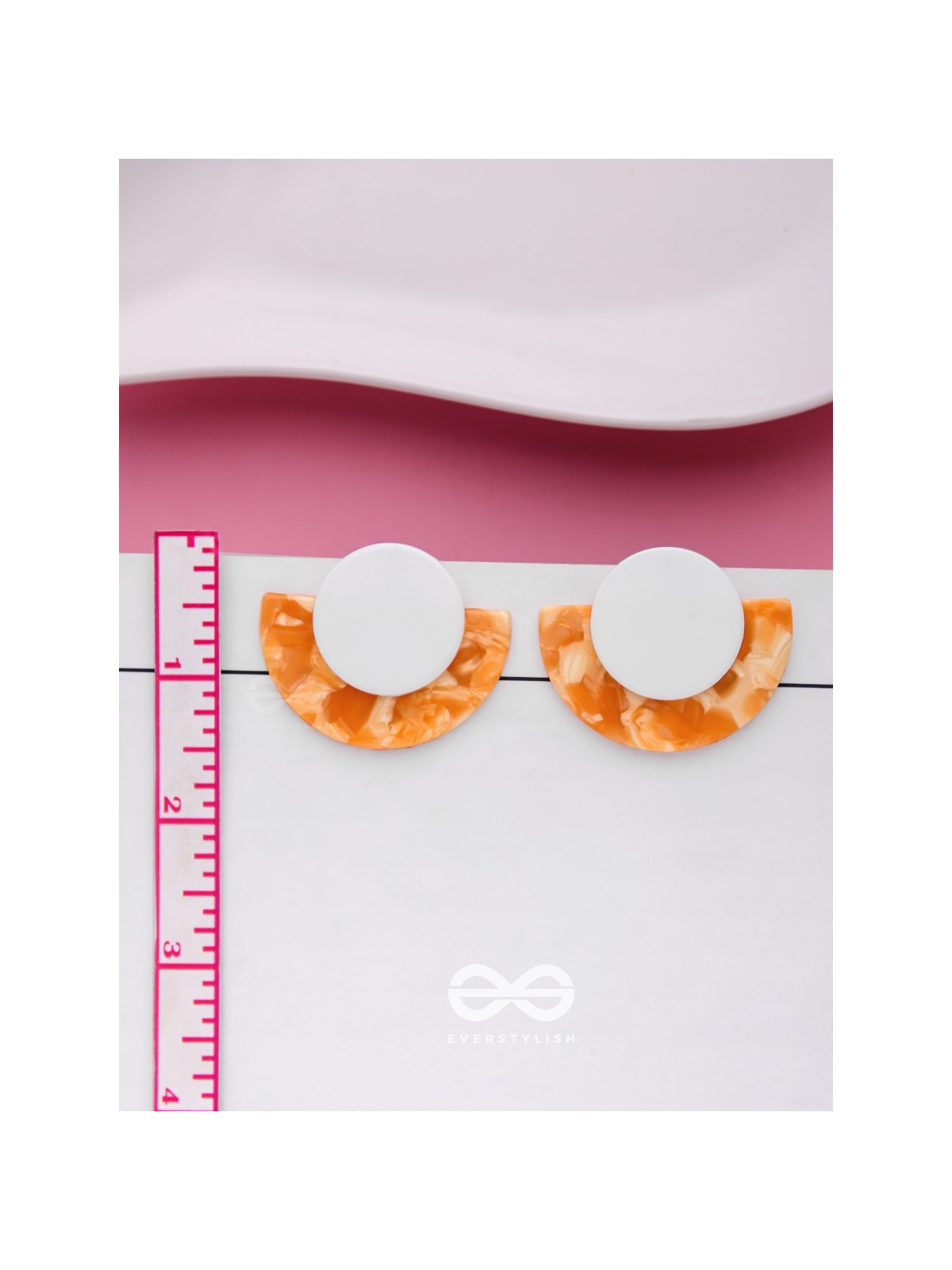 AN ORANGE BITE - ELEGANT ACRYLIC EARRINGS