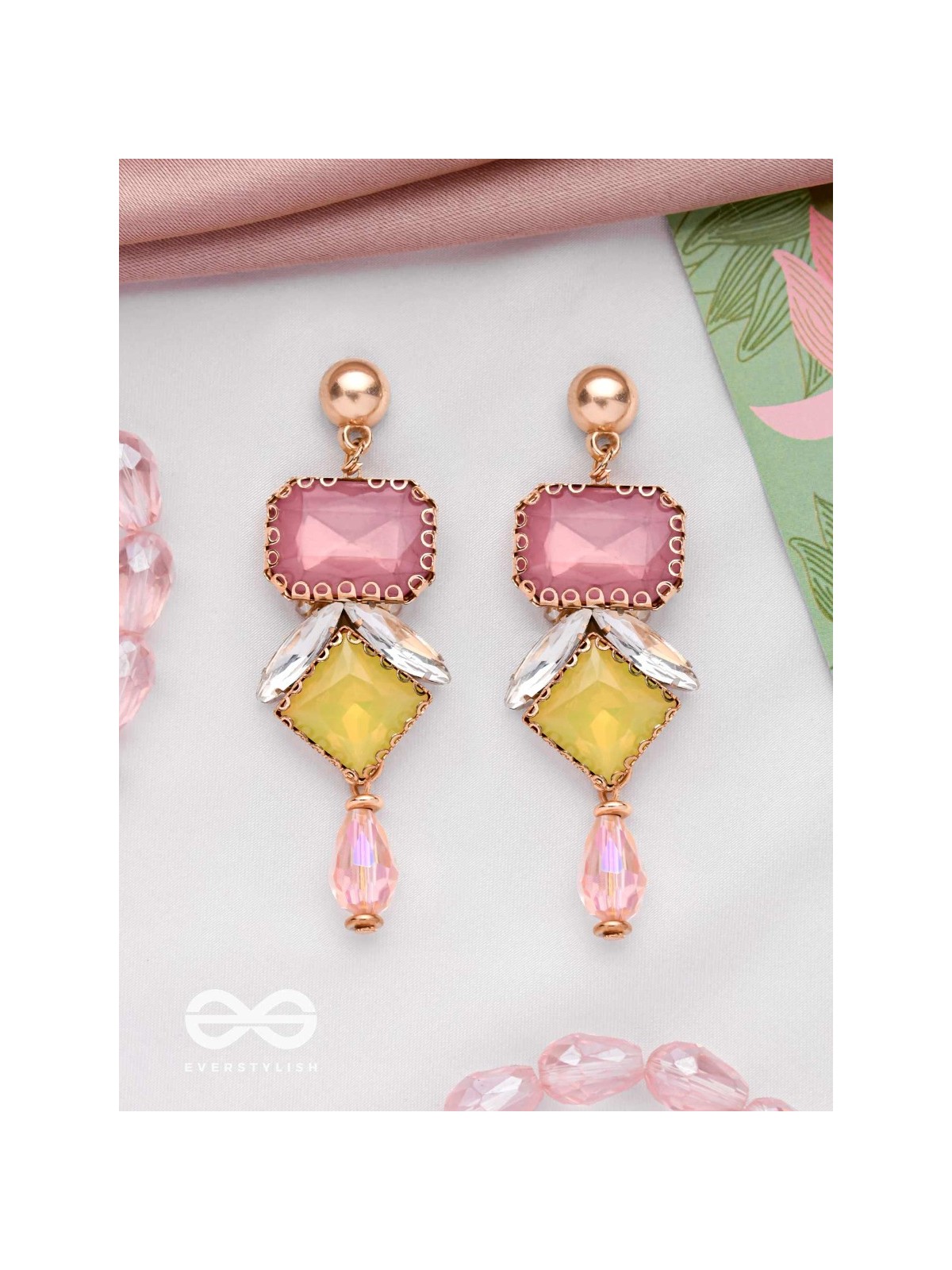 THE PLAYFUL PARADISE - CASUAL DROP EARRINGS