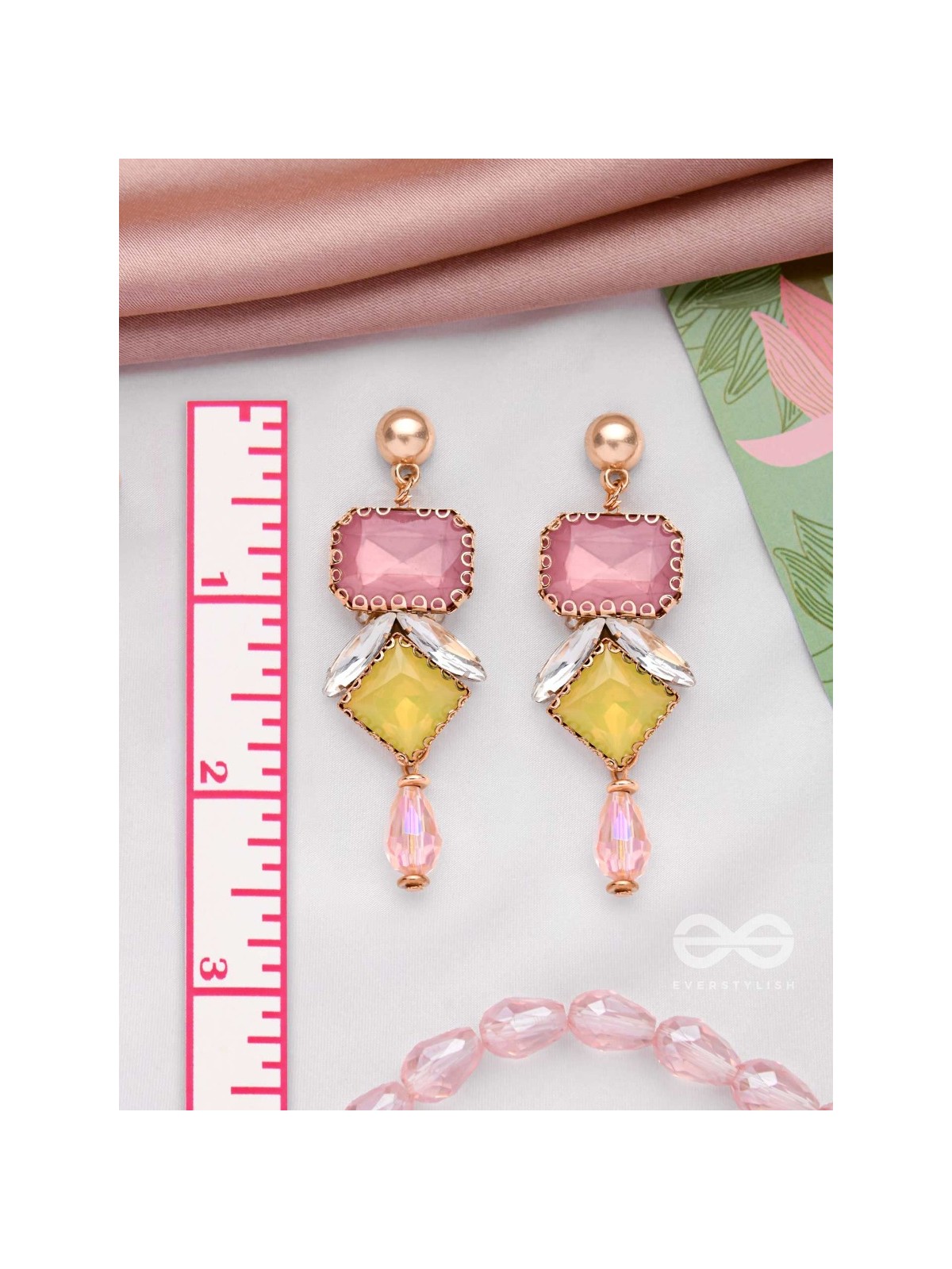 THE PLAYFUL PARADISE - CASUAL DROP EARRINGS