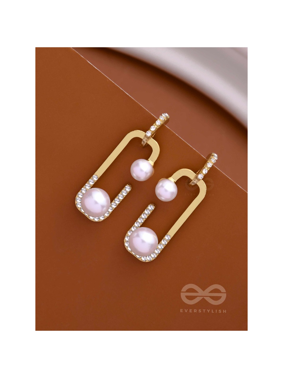 INTERLOCKED SPLENDOR - GOLDEN PEARL DROP EARRINGS