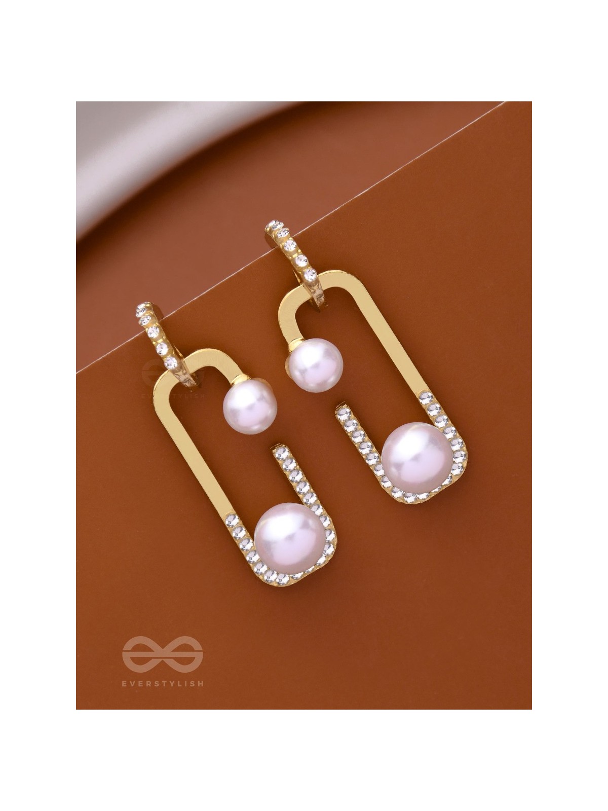 INTERLOCKED SPLENDOR - GOLDEN PEARL DROP EARRINGS