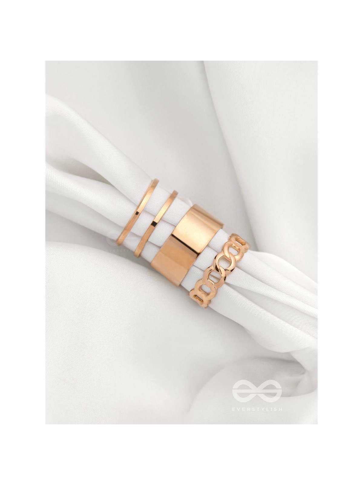 BANDS N CHAINS- SET OF 3 ADJUSTABLE GOLDEN RINGS