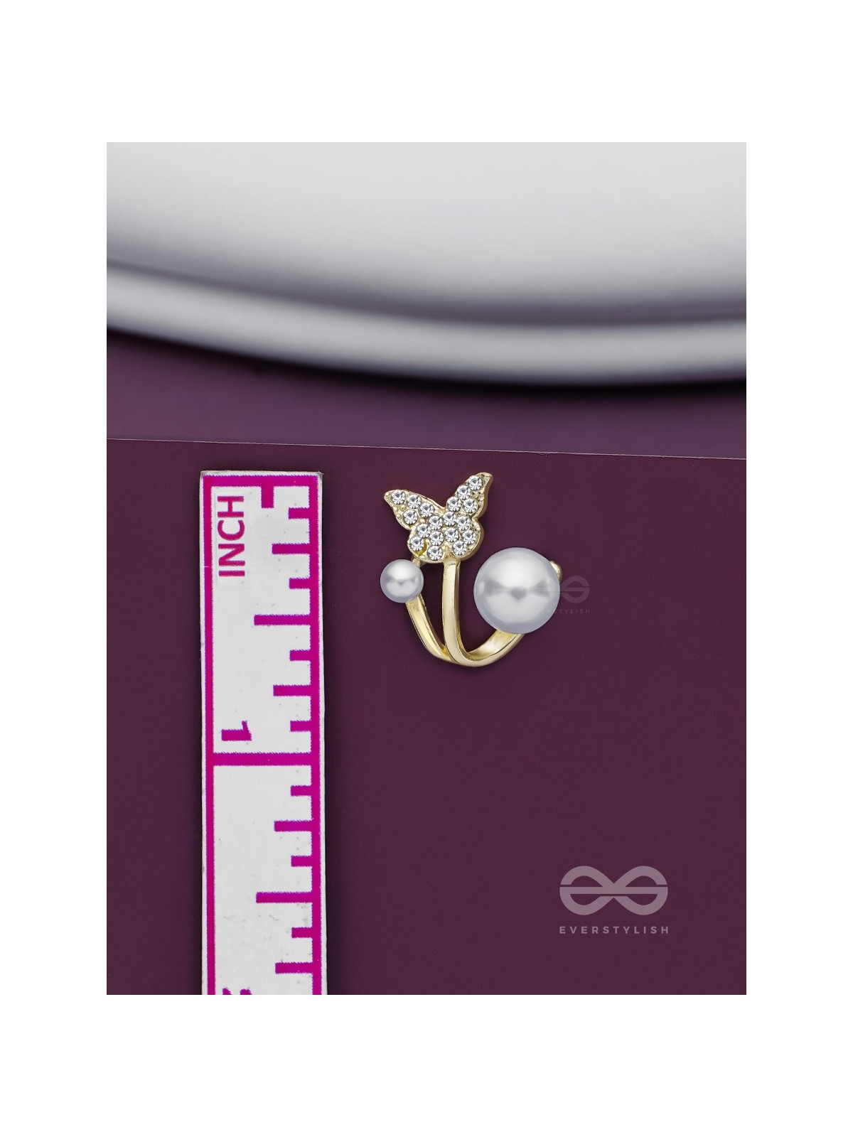 BLOOM-TASTIC BUTTERFLIES - GOLDEN PEARL STUDS