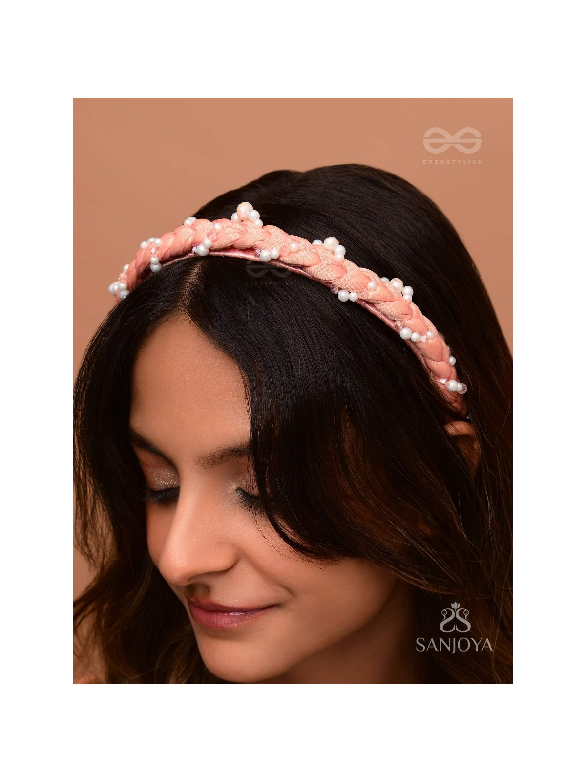 IPSIT - ONE'S DESIRE - PEARL AND FABRIC EMBROIDERED HAIRBAND