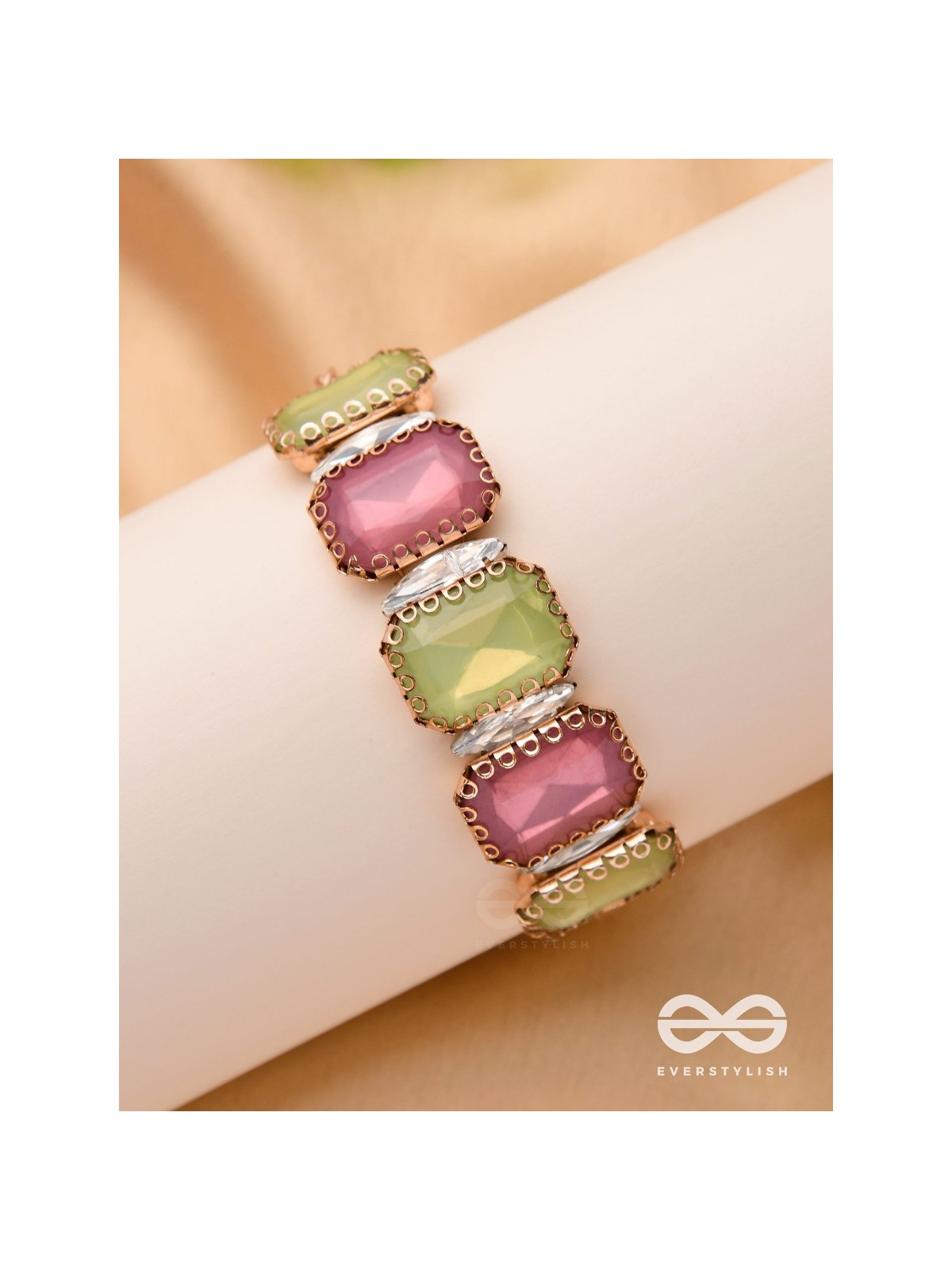 A SHIMMERING WONDER - CLASSY STATEMENT BRACELET