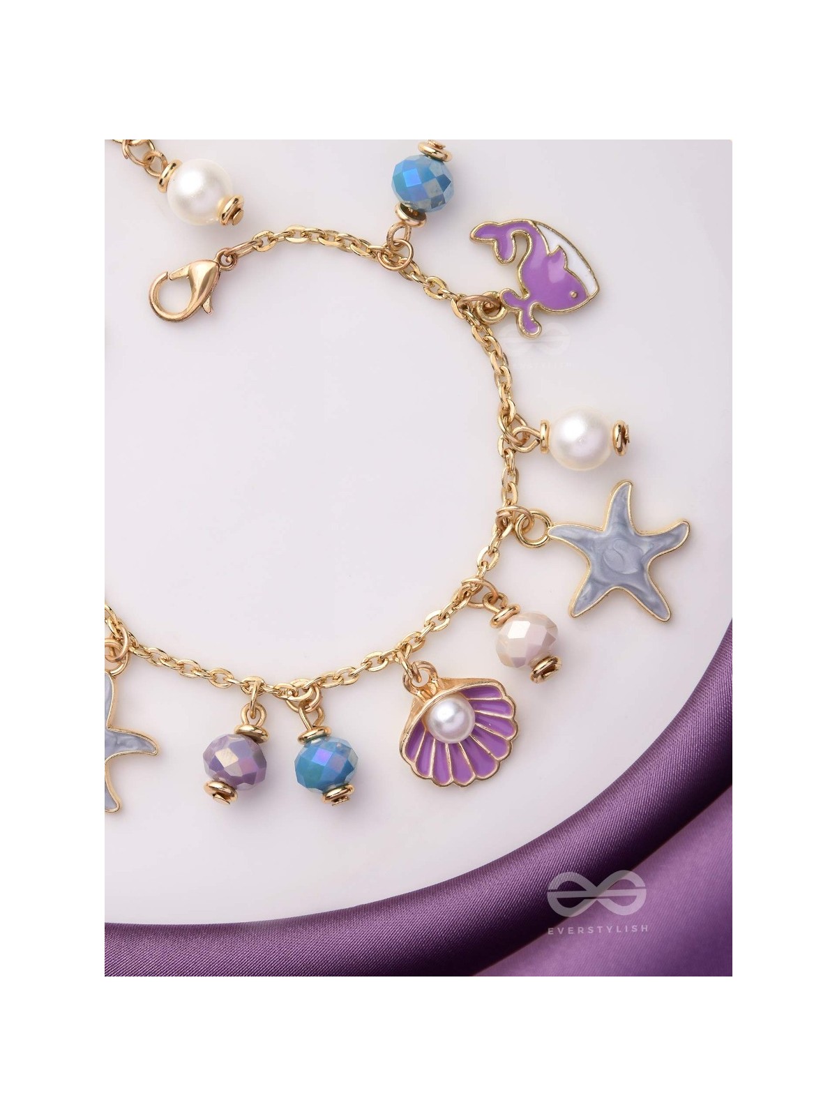 HIDDEN SEA TREASURES - CUTE CHARMED BRACELET