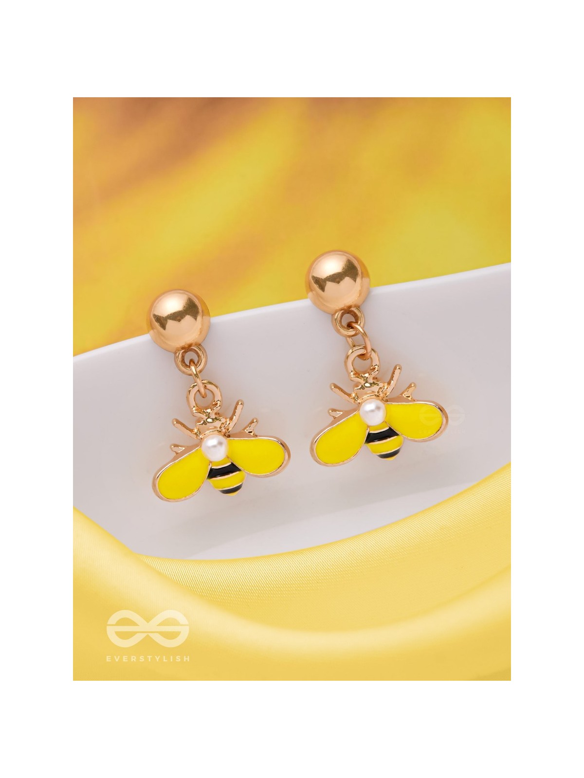 THE BUZZIN BEE - CUTE DROP EARRINGS