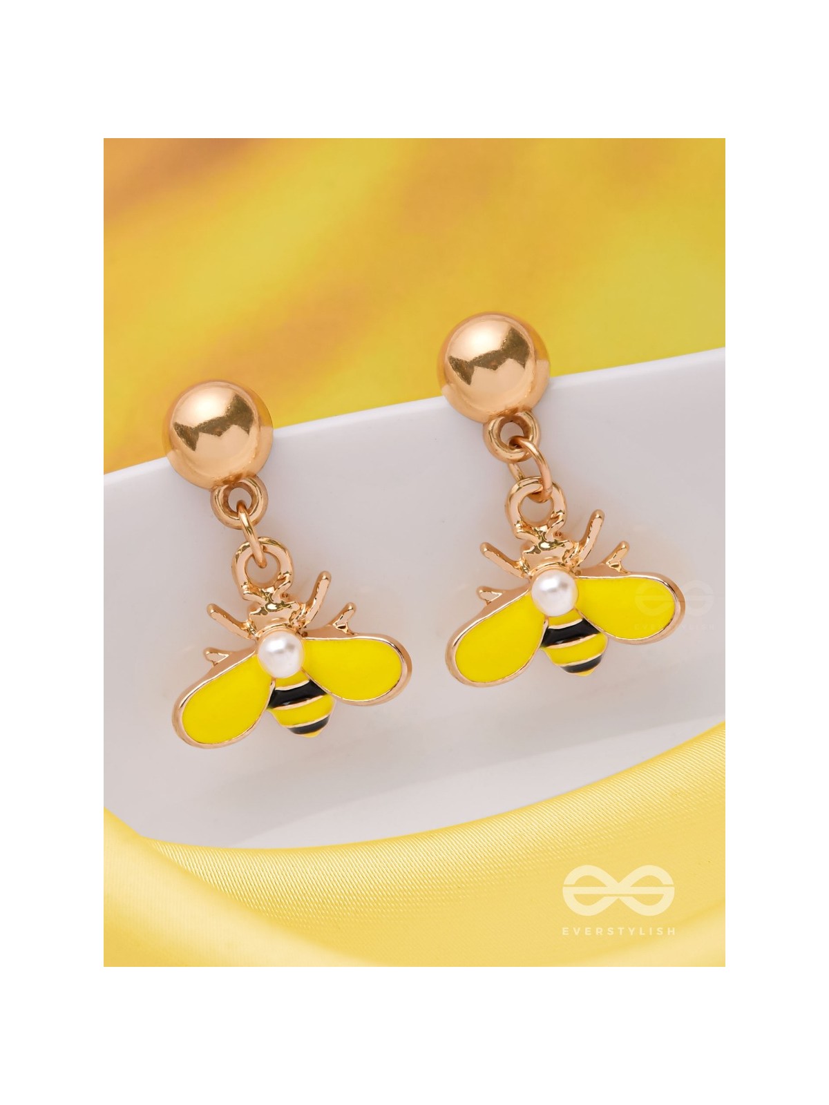 THE BUZZIN BEE - CUTE DROP EARRINGS
