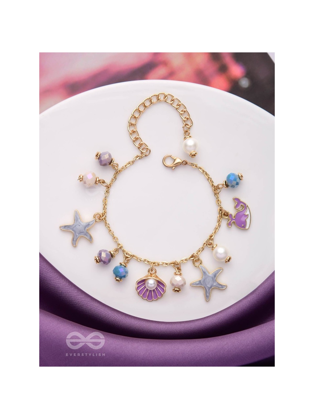 HIDDEN SEA TREASURES - CUTE CHARMED BRACELET