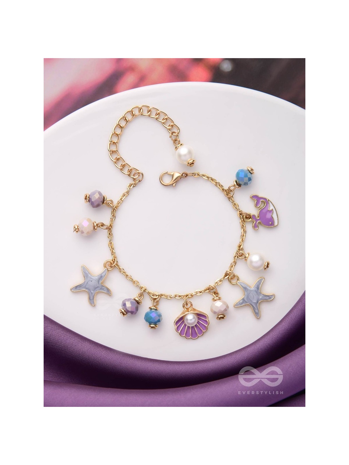 HIDDEN SEA TREASURES - CUTE CHARMED BRACELET