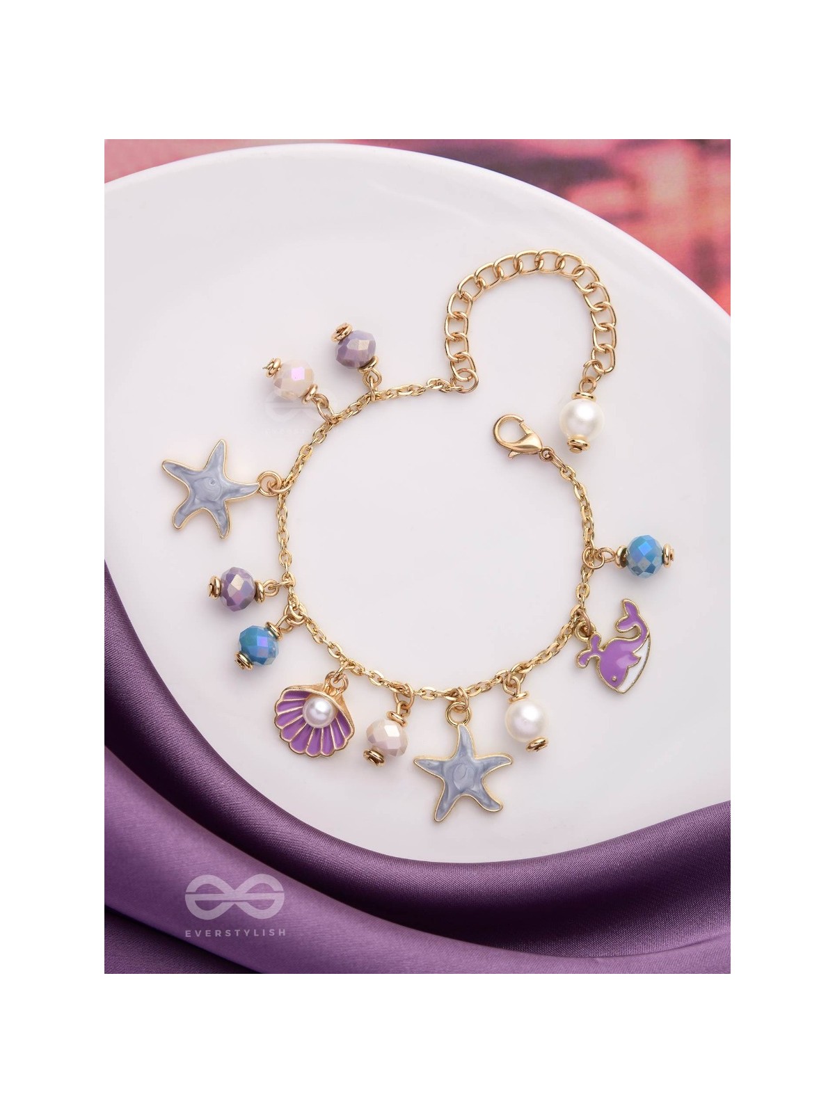 HIDDEN SEA TREASURES - CUTE CHARMED BRACELET