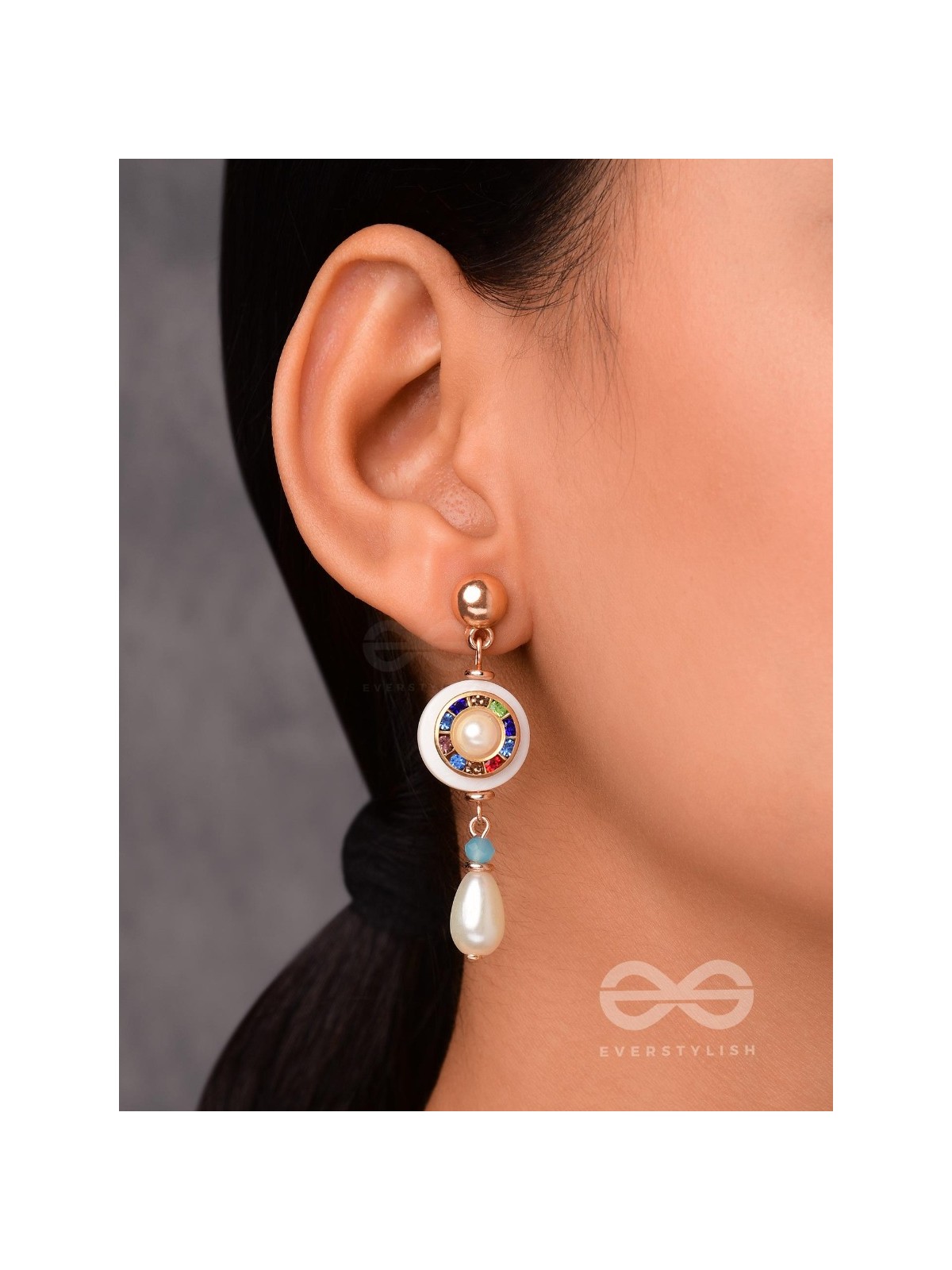 DAZZLING CELESTIAL SPIN - GOLDEN DROP EARRINGS