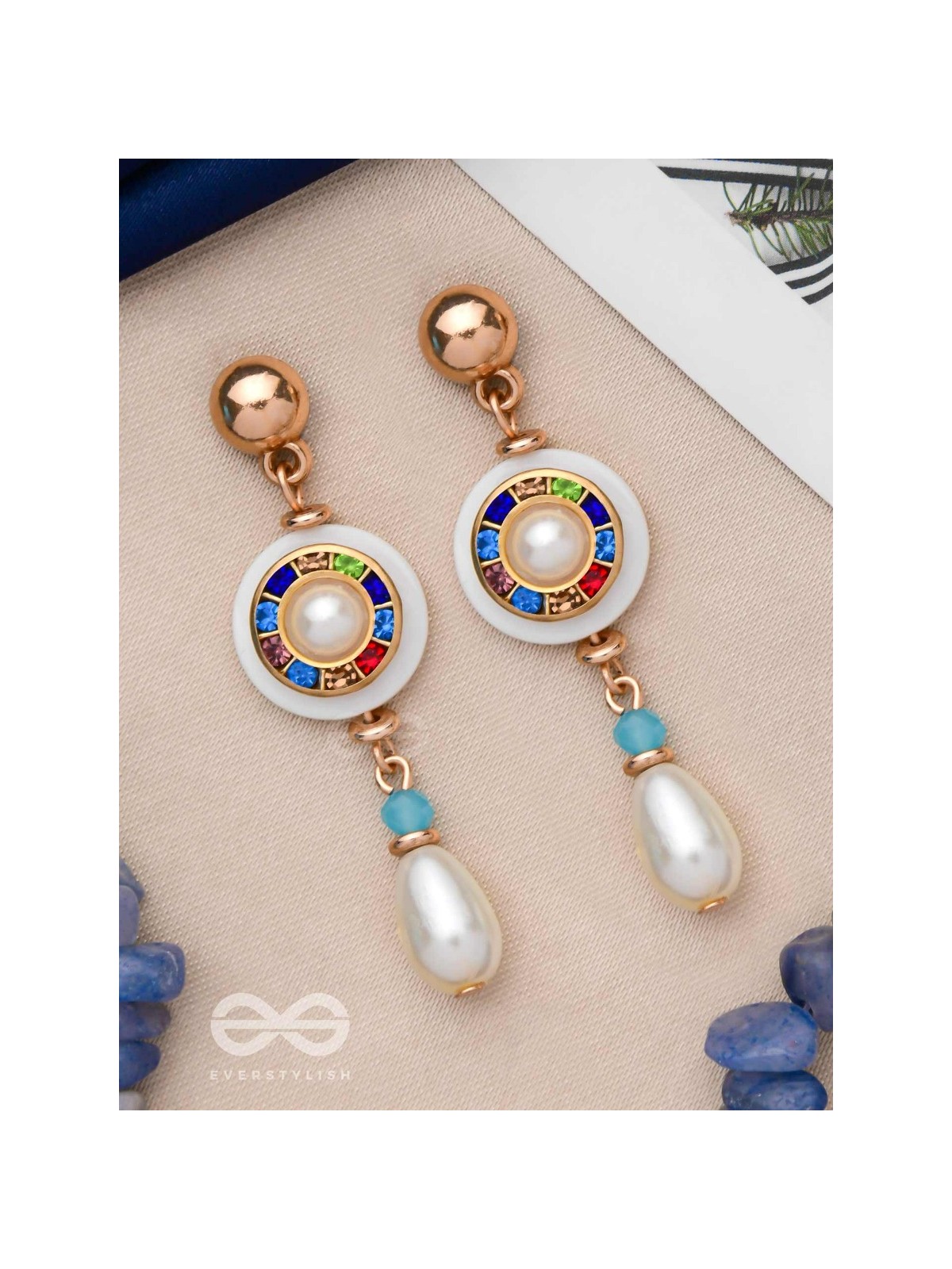 DAZZLING CELESTIAL SPIN - GOLDEN DROP EARRINGS