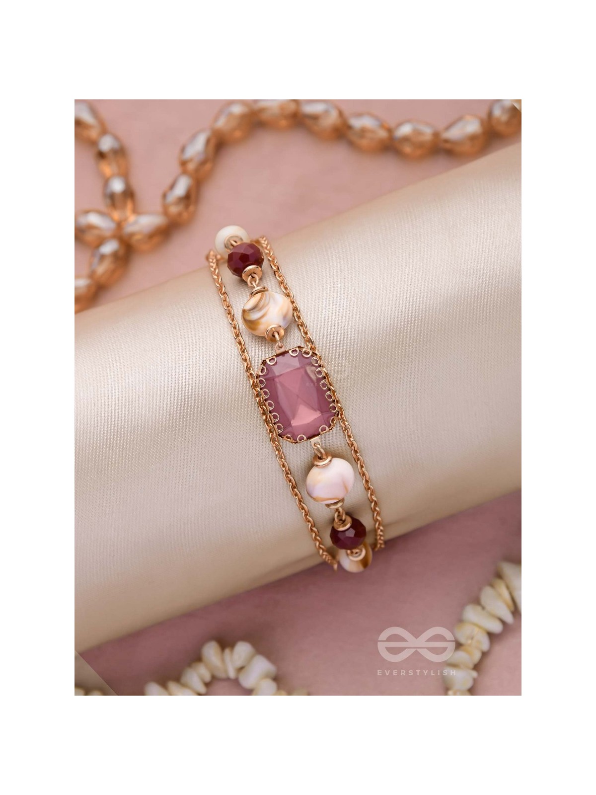 THE CORAL COVE - CASUAL MULTILAYERED BRACELET